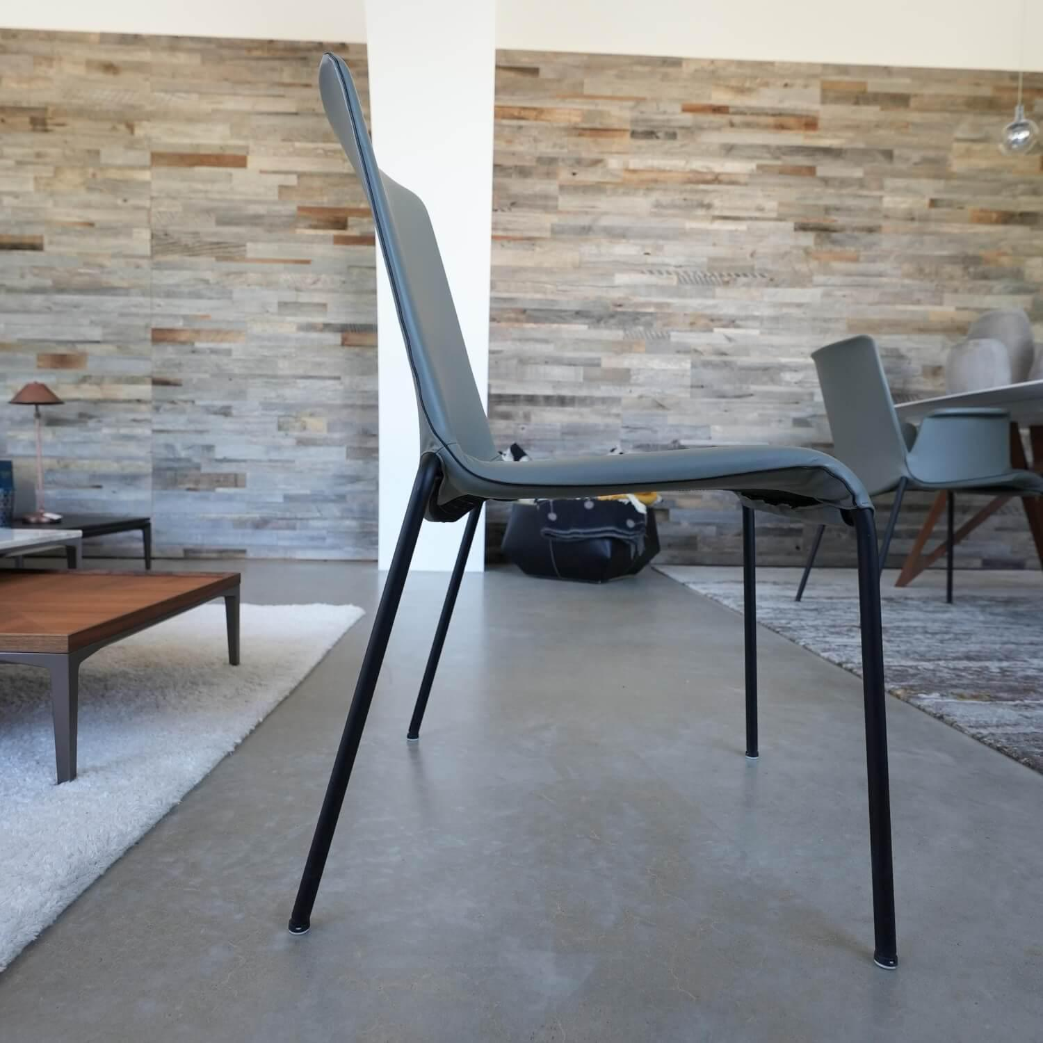 Walter Knoll - 2er Set Stuhl Liz 1302 Leder Congress 1440 Marram Grau Bise Schwarz 4 Bein Untergestell Matt Pulverbeschichtet Schwarz - 4