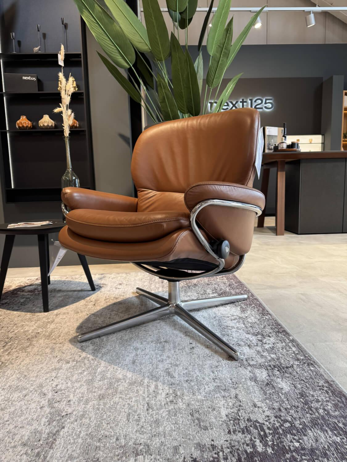 Stressless - Relaxsessel Rome M Niedriger Rücken Leder Paloma Copper Braun Base Cross Aluminium - 4