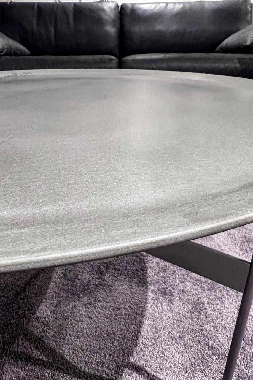 B&B Italia - Couchtisch Formiche Platte Titan Grau Gestell Hartzinn Grau Schwarz Lackiert - 2