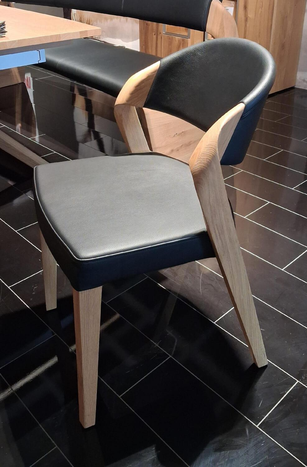 Voglauer - Sitzgruppe Valpin Rindnappaleder Montana Schwarz Gestell Eiche Altholz Naturöl - 5