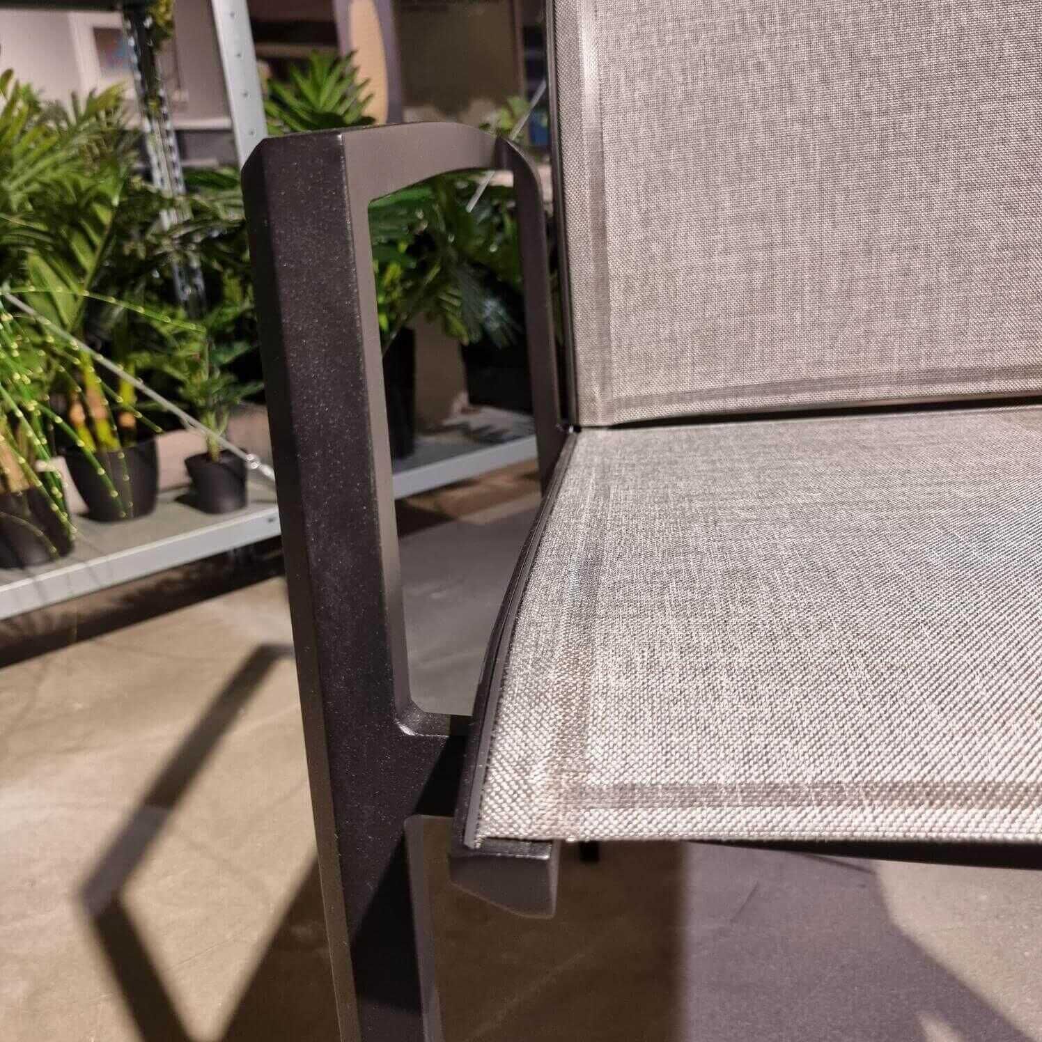 Stern - Stuhl Kari Rücken Hoch Textilen Leinen Grau Gestell Aluminium Schwarz - 4
