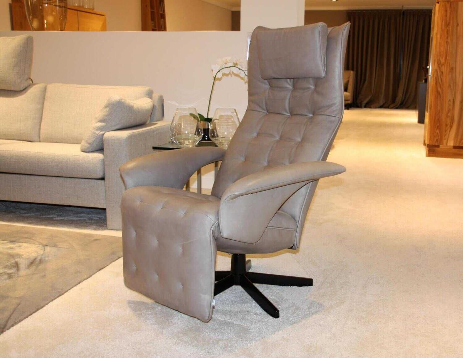 jori-relaxsessel-square-medi-leder-grau-mit-liegefunktion-und-nackenkissen-98389d1ba5245c6d4bbd57bd5 Jori - Relaxsessel Square Medi Leder Grau mit Liegefunktion und Nackenkissen - 2