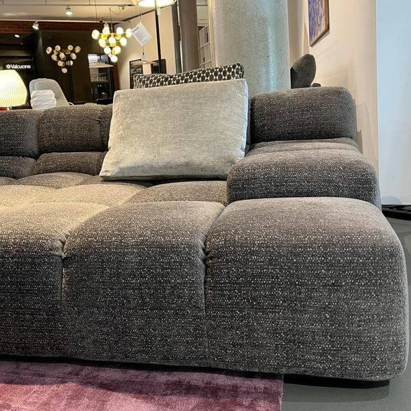 B&B Italia - Ecksofa Tufty Time Stoff Elettra Grau Fuß Schwarz Mit 3 Kissen - 2