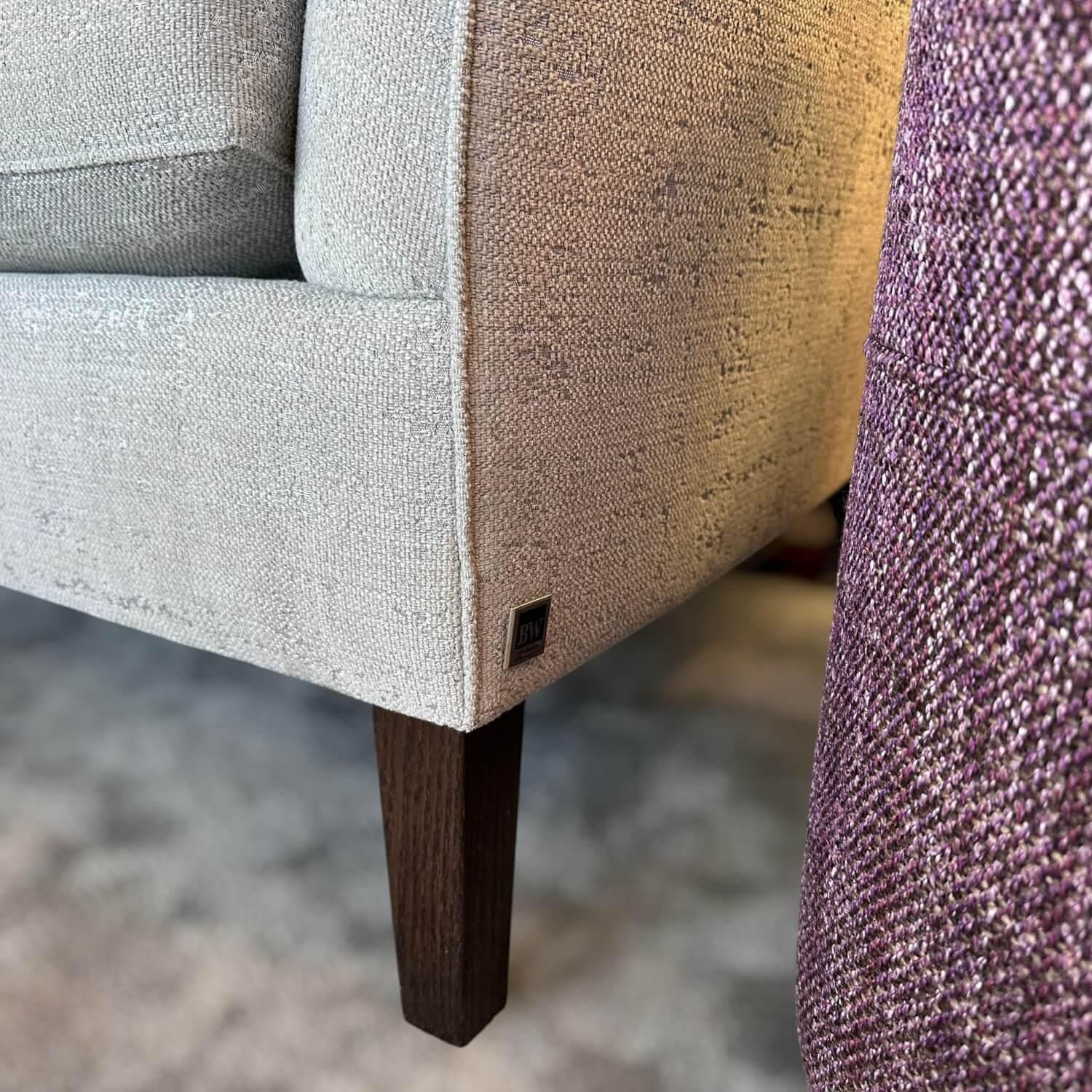 Bielefelder Werkstätten - Sofa Saloni Stoff Prato BW1728-181 Beige Füße Holz Braun - 8