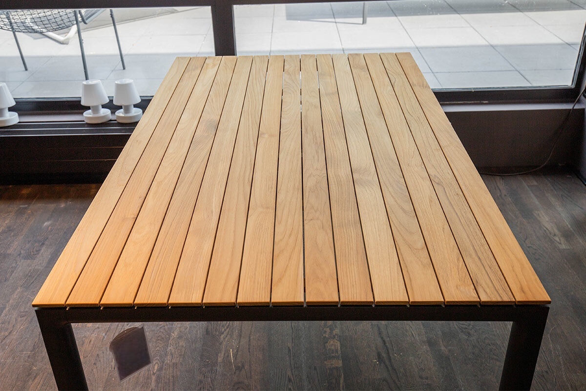 Solpuri - Esstisch Soft Teak Outdoor Gestell Aluminium Anthrazit Pulverbeschichtet - 2
