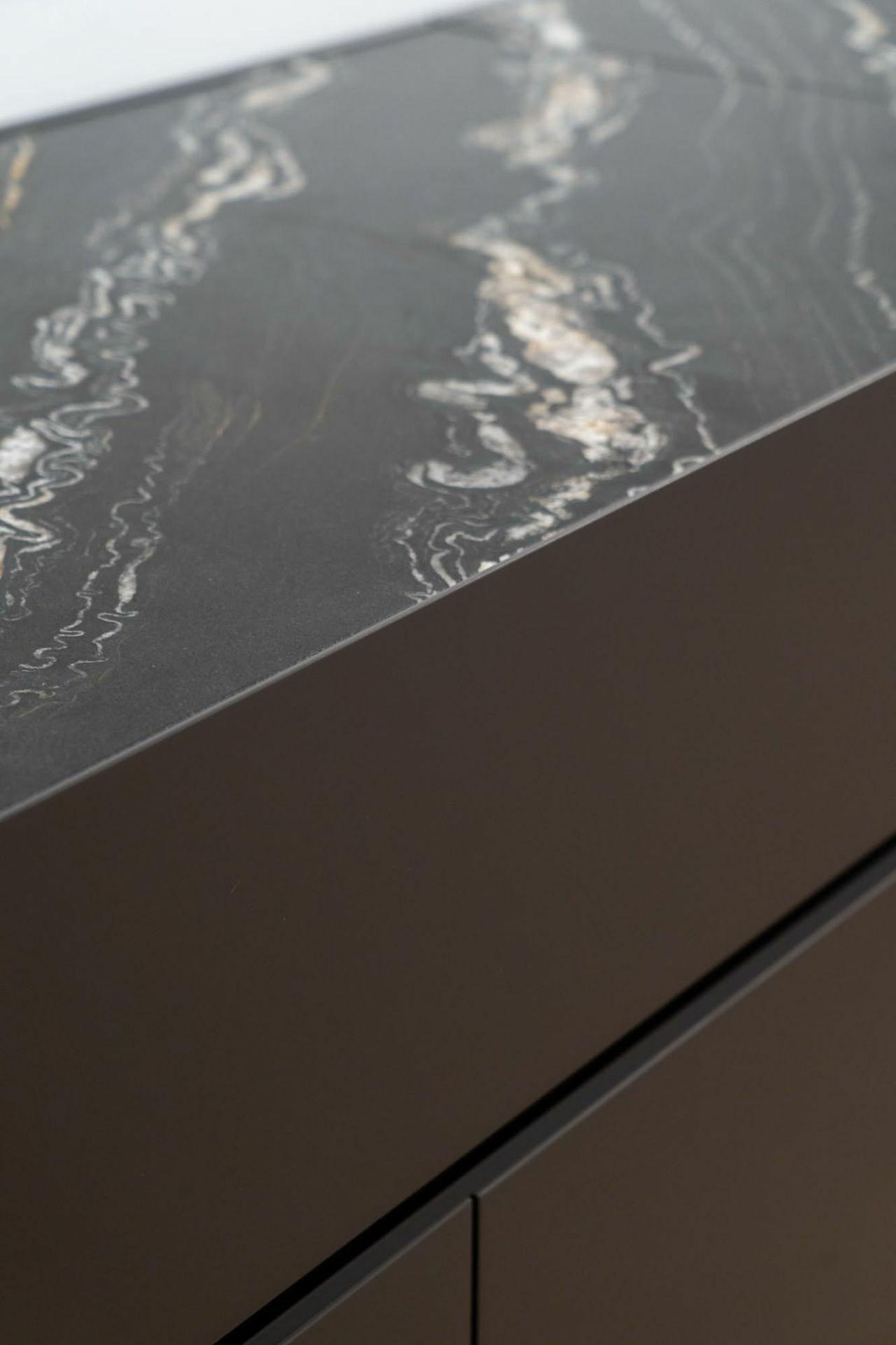 a613aa13d734a541e377abc30605e30d37888929_106020_sideboard_just_cube_bold_stone_v5399_von_interluebke__dsc_01980f05c01572769effb8159f2de7