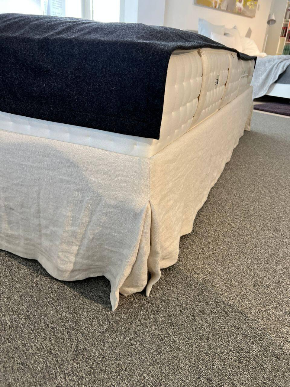 Schramm - Boxspringbett Gala Kopfteil Change Stoff Malve Nature Beige Füße Buche Schwarz Lackiert - 2