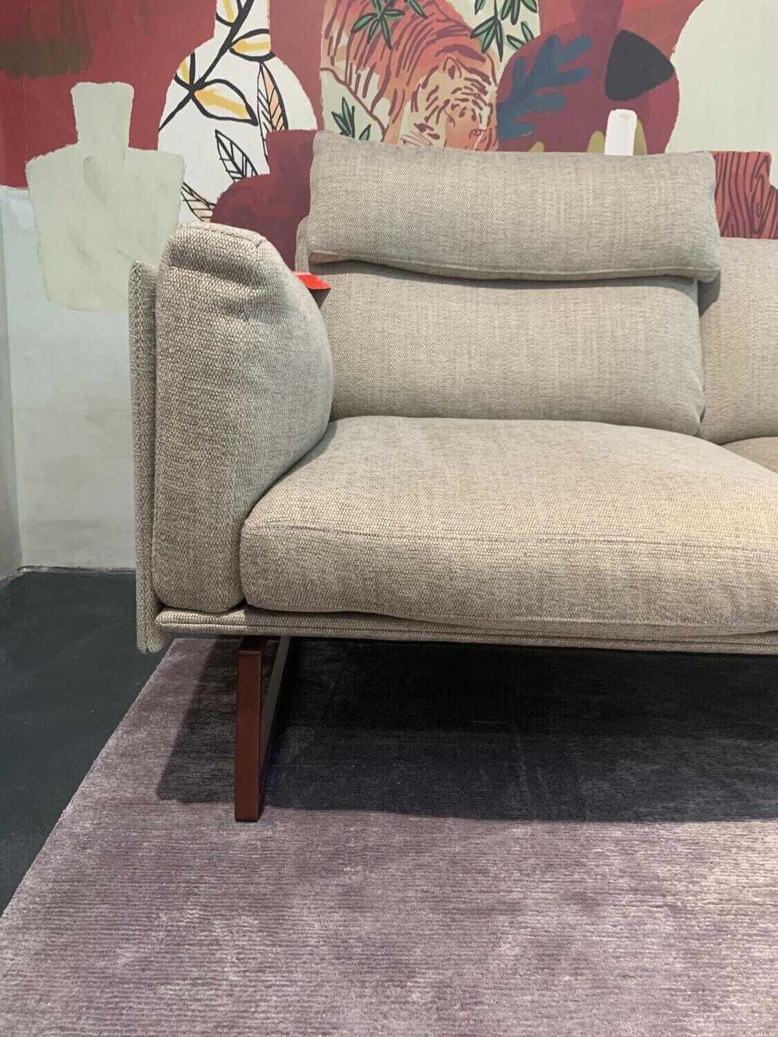 Cassina - Sofa 8 Stoff 90 Perbacco Beige Füße Aluminium Rot Lackiert mit Kopfstütze - 5