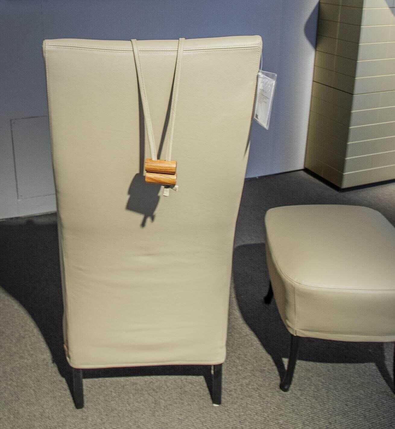 Giorgetti - Sessel Bergere 63240 Leder 9162 Taupe 2613 Creme mit Kopfstütze mit Hocker Progetti 63350 - 5