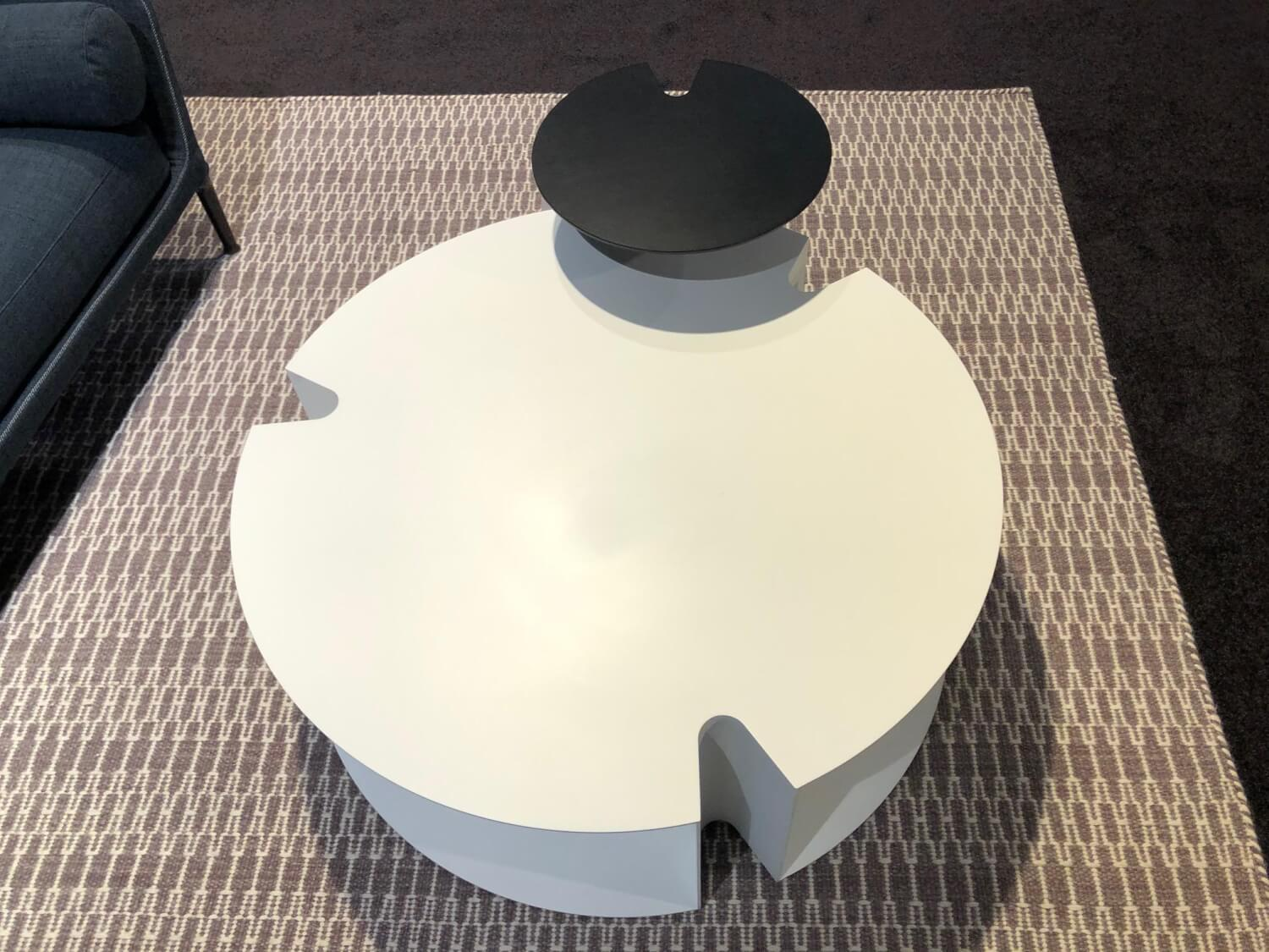 B&B Italia - 2er-Set Beistelltisch Nix Weiß Lackiert Kernleder Schwarz - 4