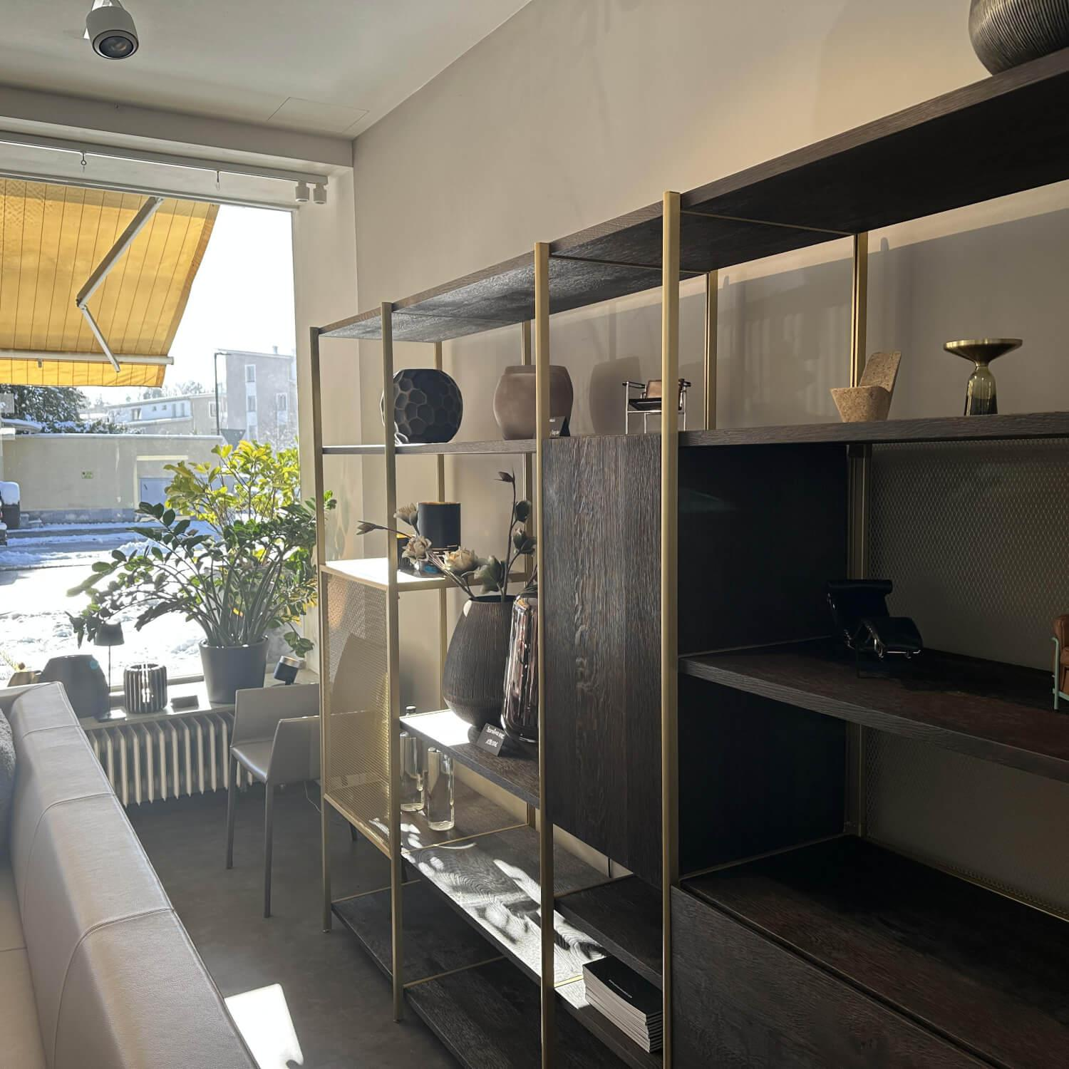 Janua - Shelf solid wood oak smoked anthracite oiled aluminium anodized Ev3 brass - 6