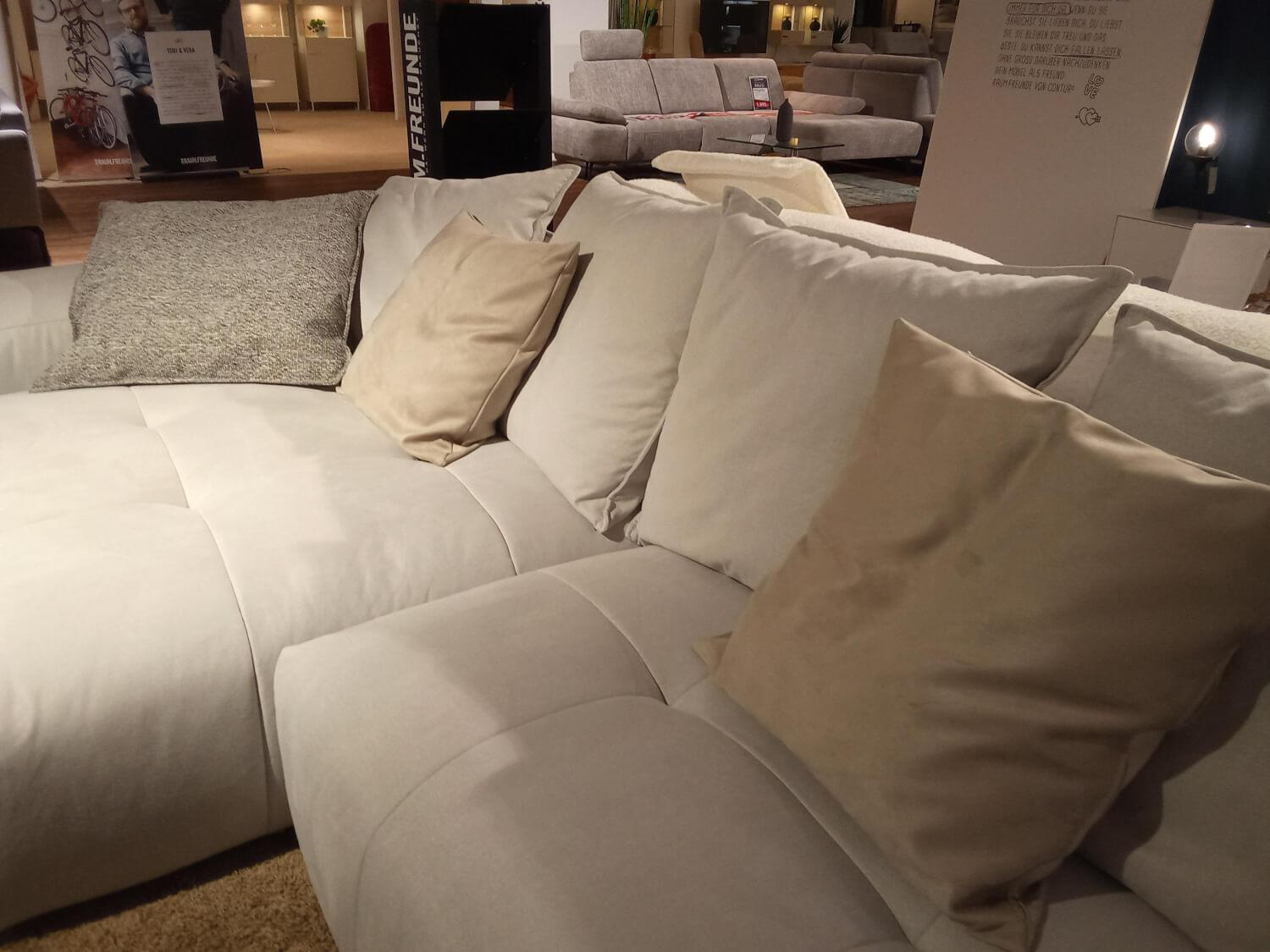 Raum.Freunde - Ecksofa CRF Palazzina Stoff 1M Key West Light Grey Grau Füße Kunststoff Schwarz Inklusive Kissen - 4