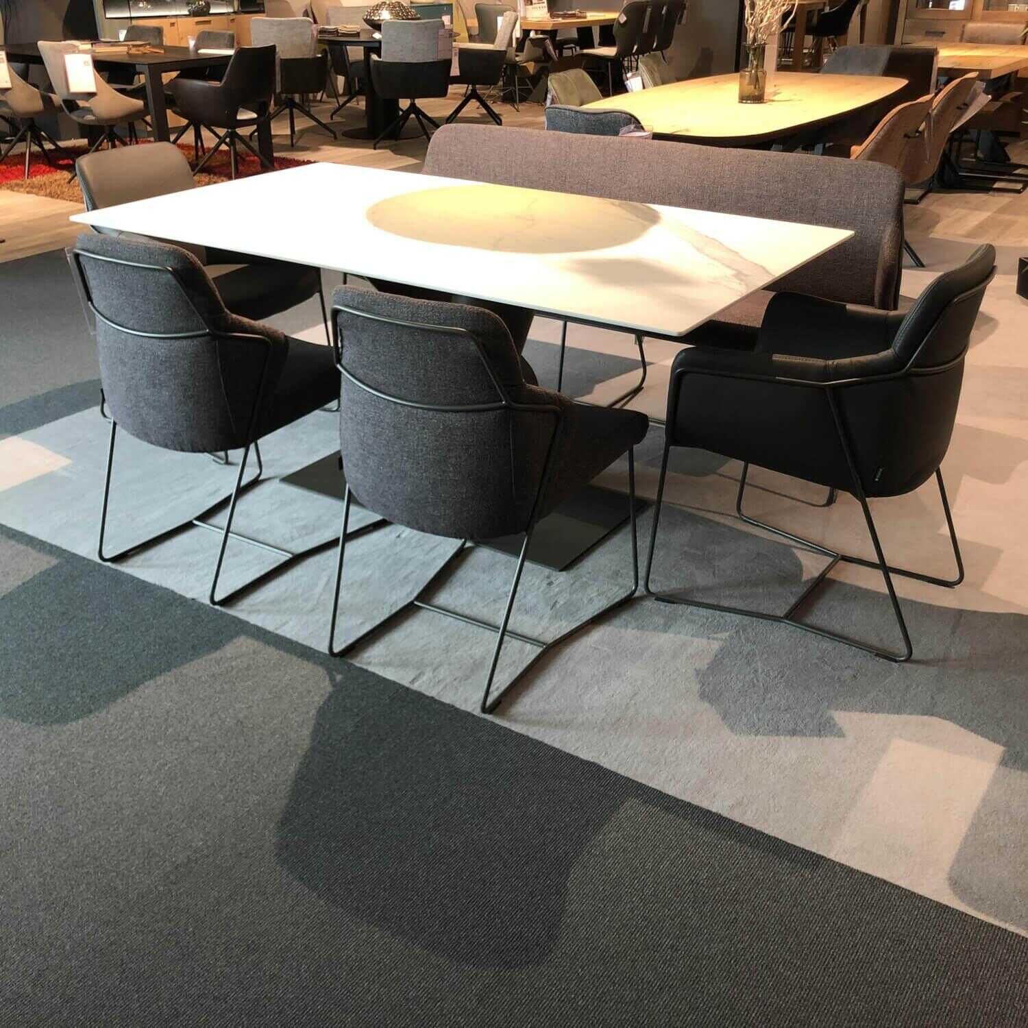Essgruppe Nizza Tisch mit 4 Stühlen Stoff Leder Grau Bank Stoff