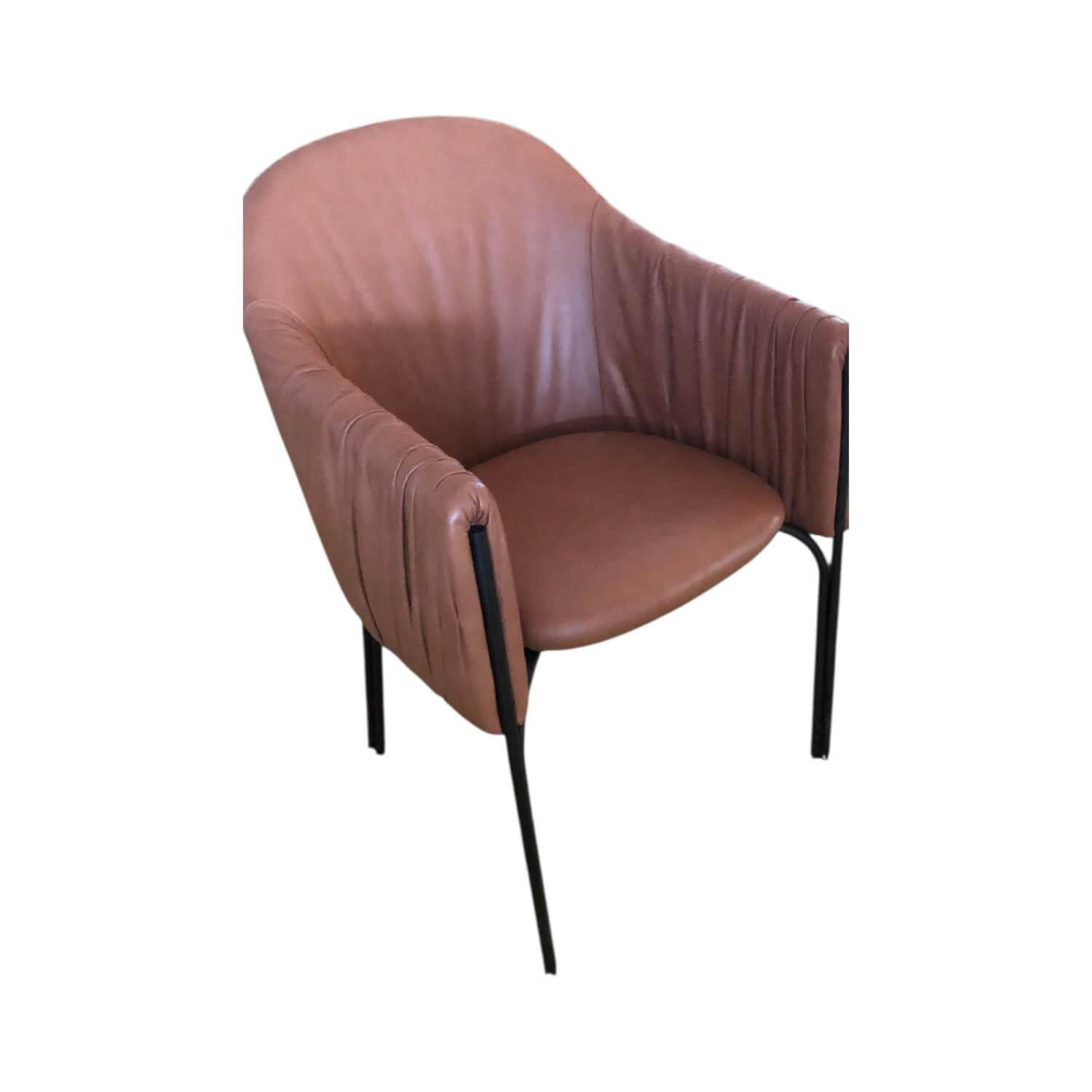 Freifrau - Armlehnstuhl Celine Leder Sahara 60007 Cognac Braun Gestell Metall Schwarz Pulverbeschichtet - 1