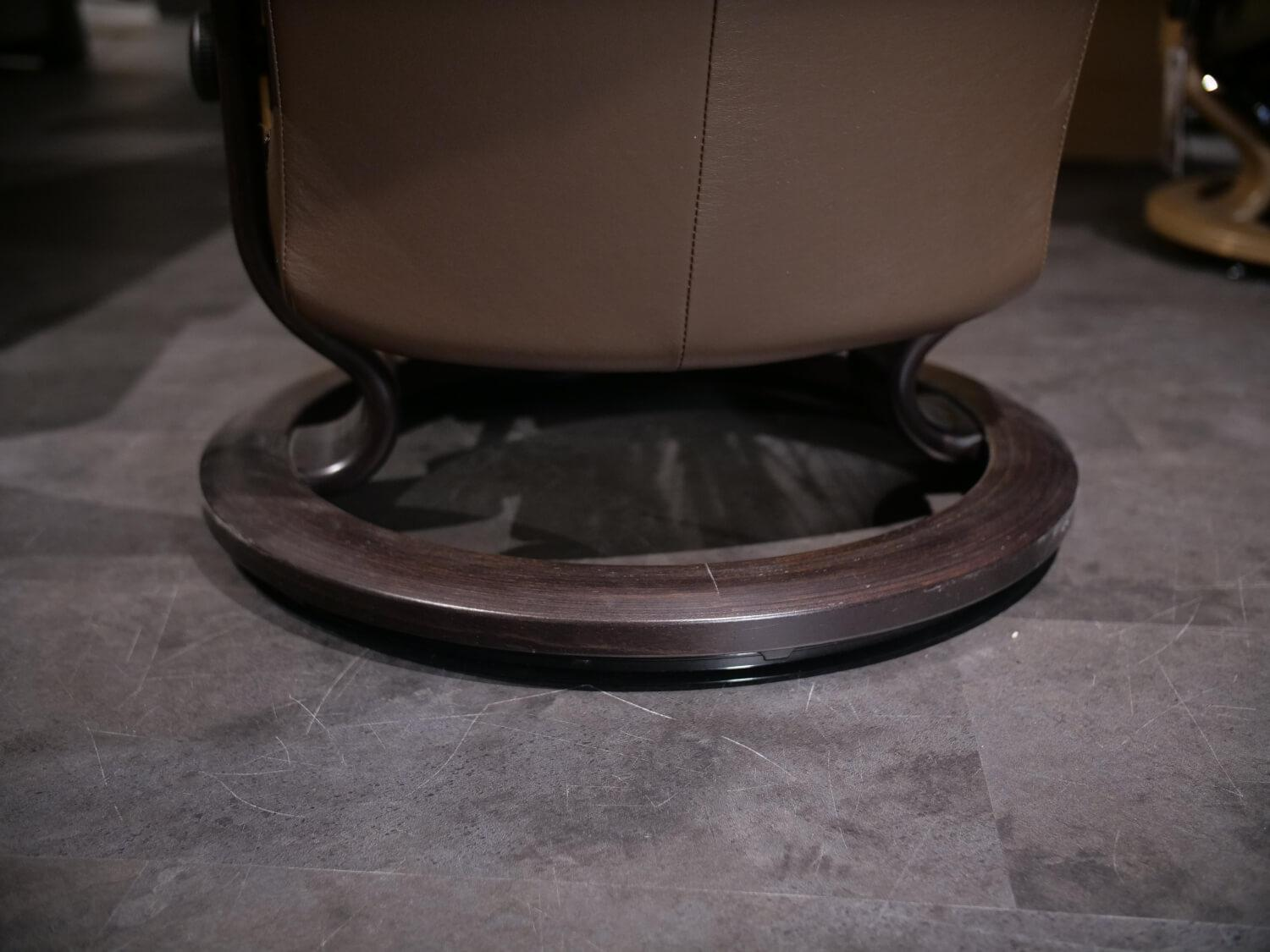 Stressless - Sessel Erik S Mit Hocker Bezug Leder 094 Plaoma Espresso Braun Gestell Classic Holzfarbe Wenge Schwarz - 4