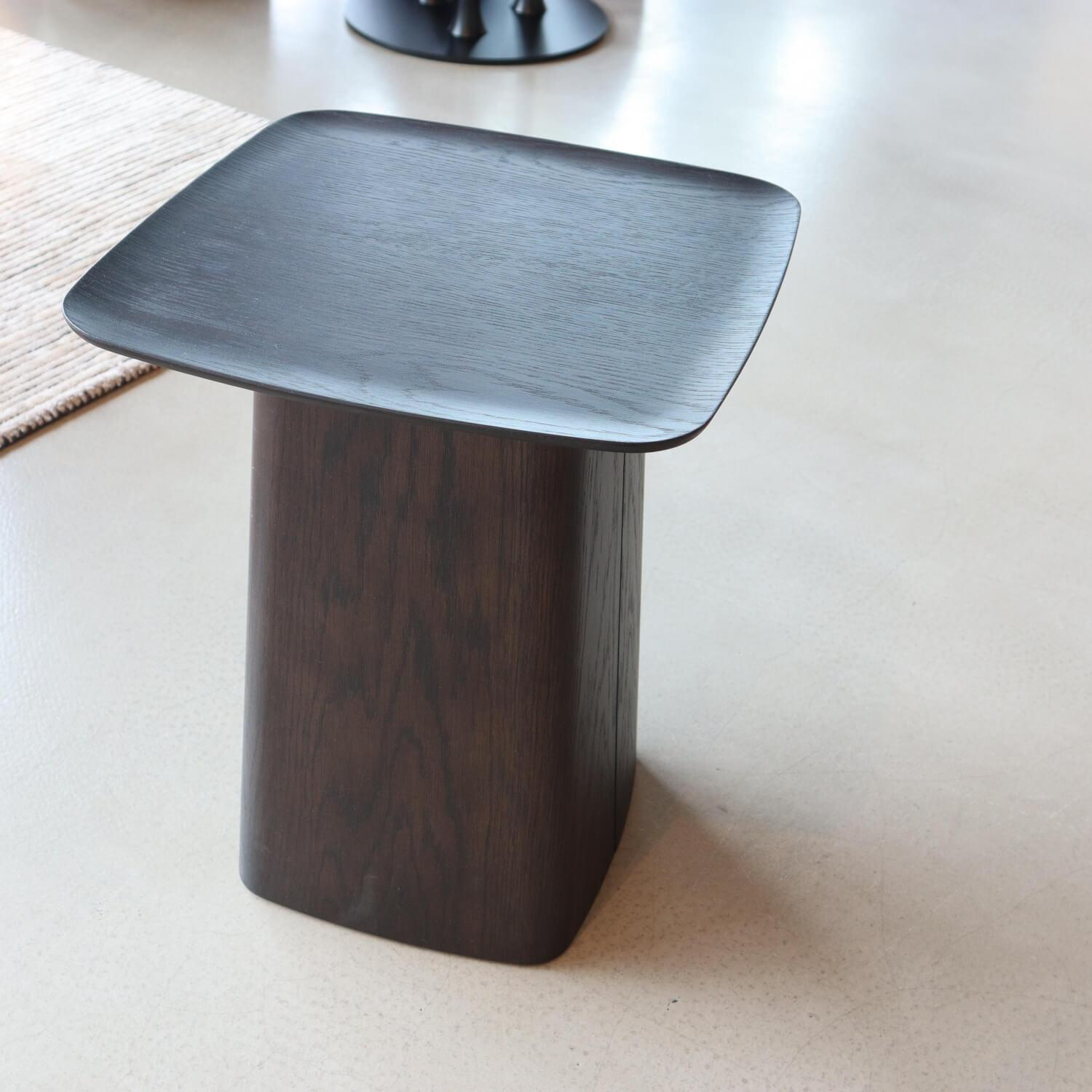 Vitra - 2er-Set Beistelltisch Wooden Side Table Klein Eiche Dunkel - 5