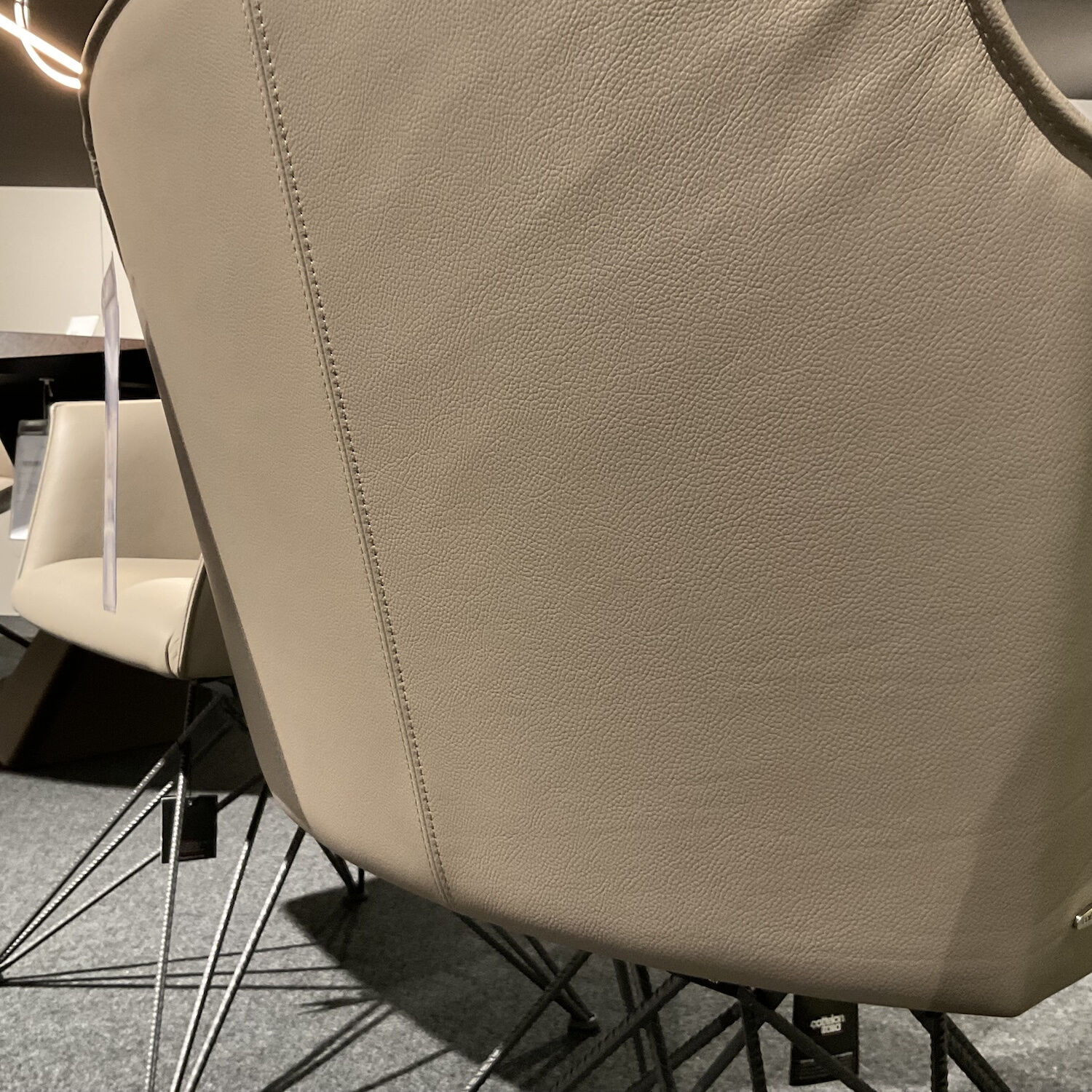 Cattelan Italia - 2er Set Armlehnstuhl Flaminia Softleder 951 Castoro Beige Gestell Stahl Graphit  - 10
