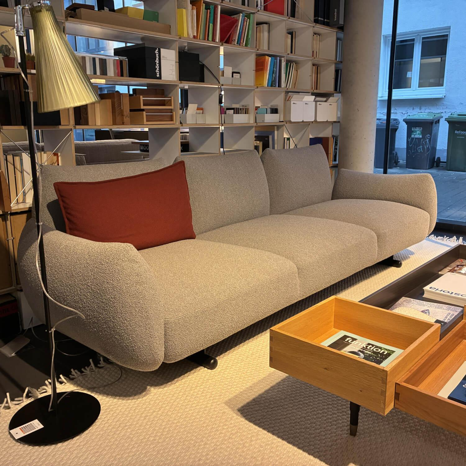 Prostoria - Sofa Buffa Dreisitzer Stoff Orsetto 02/22 Grau Füße Schwarz - 6