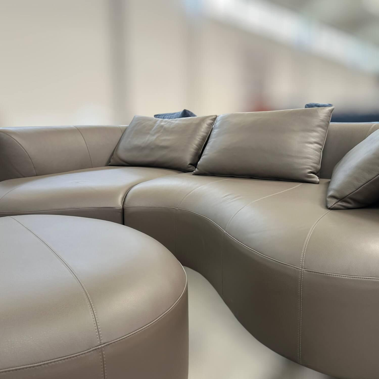 COR - Ecksofa Siwa 58212 Leder 245 Terra Braun Inklusive Hocker Und Rückenkissen - 7