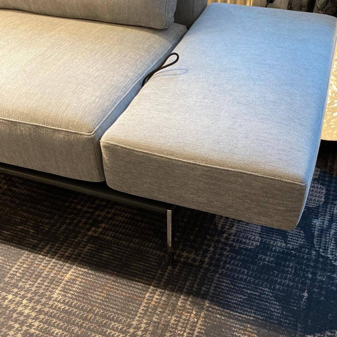 Eigene Herstellung - Sofa Piu Bezug Stoff Carla Hellgrau Unterbau Leder Rancho Anthrazit Gestell Chrom Glanz - 4