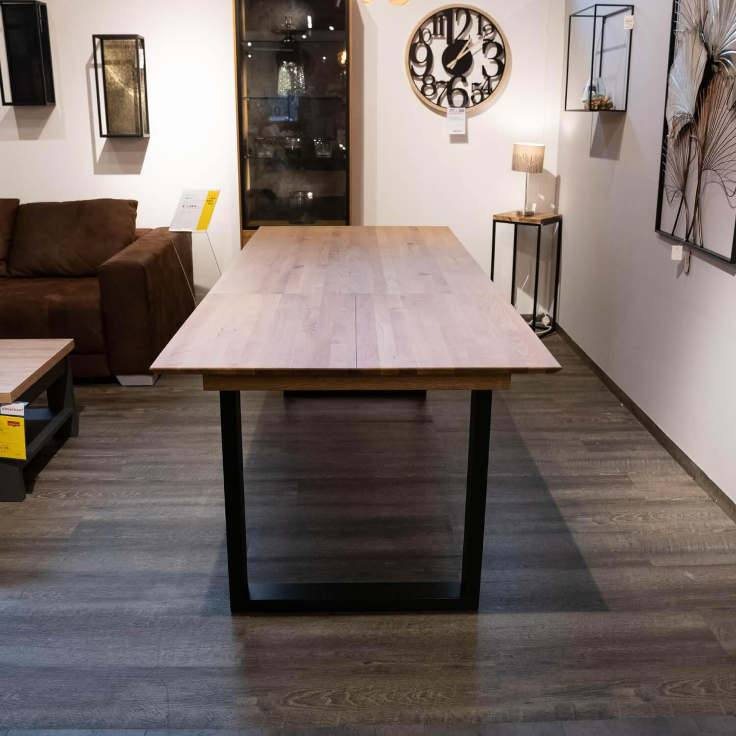 standard - Esstisch Rennes Platte Eiche Rustik Gespachtelt Geölt Gestell Schwarz Lackiert Mit Auszug - 6