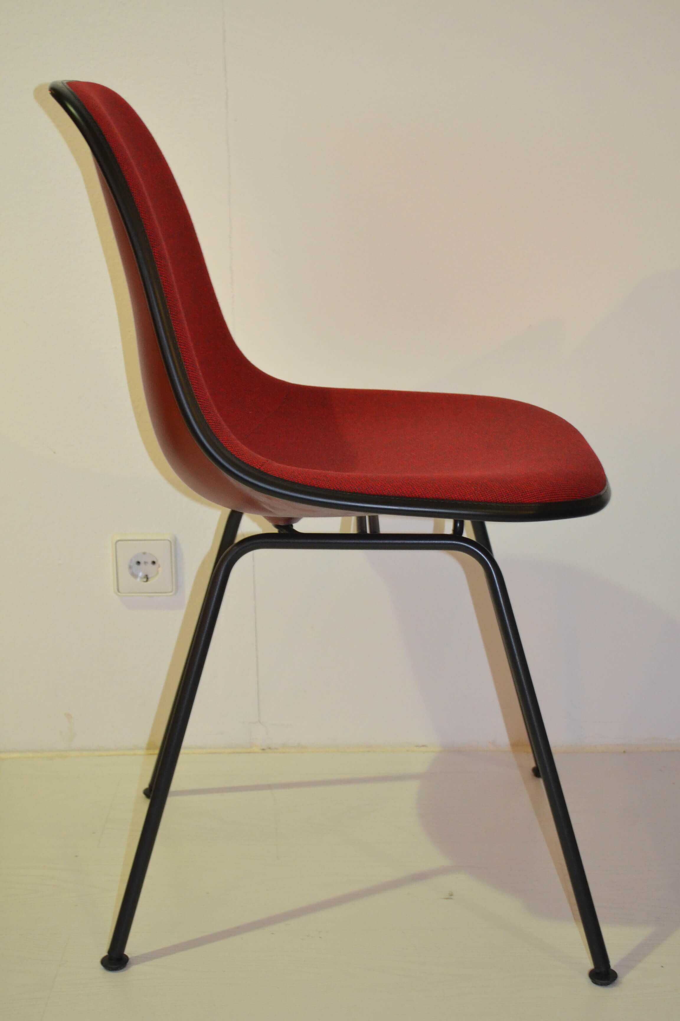 Stühle Panton, DSX, TIPTON, DKW (4er-Set) Ausstellungsstück