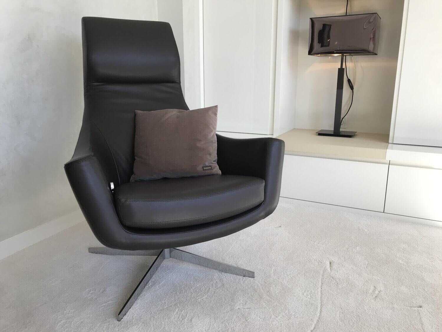 Bielefelder Werkstätten - Sessel Kent Leder 3 Negro Braun Gestell Verchromt mit Hocker - 4