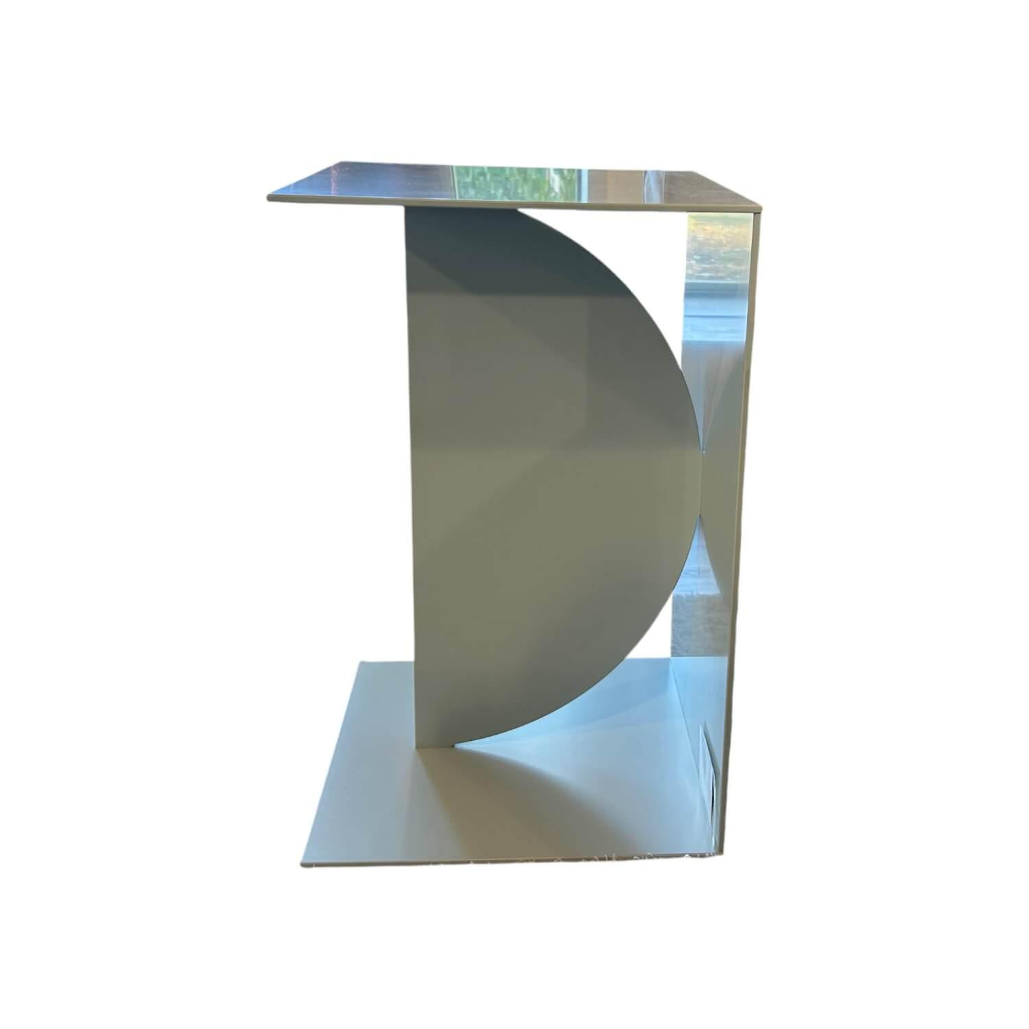 Interlübke - Beistelltsich Pical Mattlack M22010 Sky Hellblau - 1