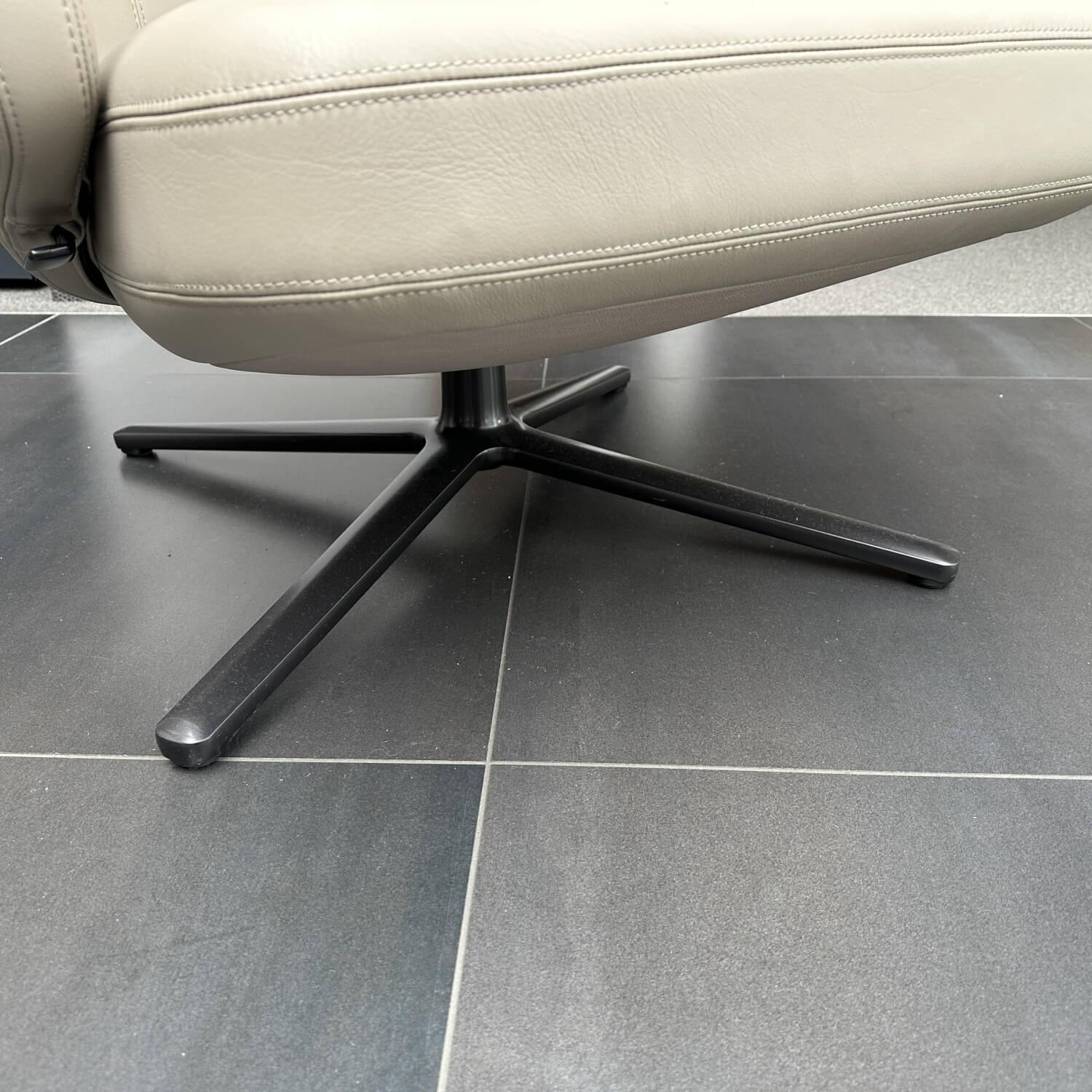 Vitra - Sessel Repos Leder L50 Premium F Sand Beige Gestell Basic Dark Schwarz - 2