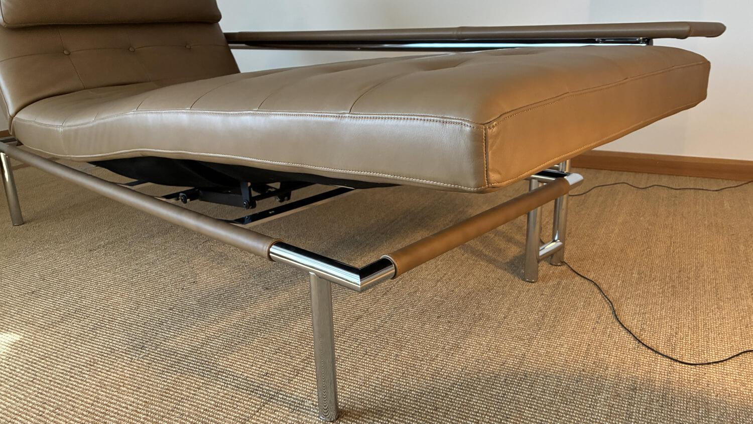 IP Design - Liege Day Bed Campus IP44 Leder Muscat Braun Gestell Stahl Chrom - 3