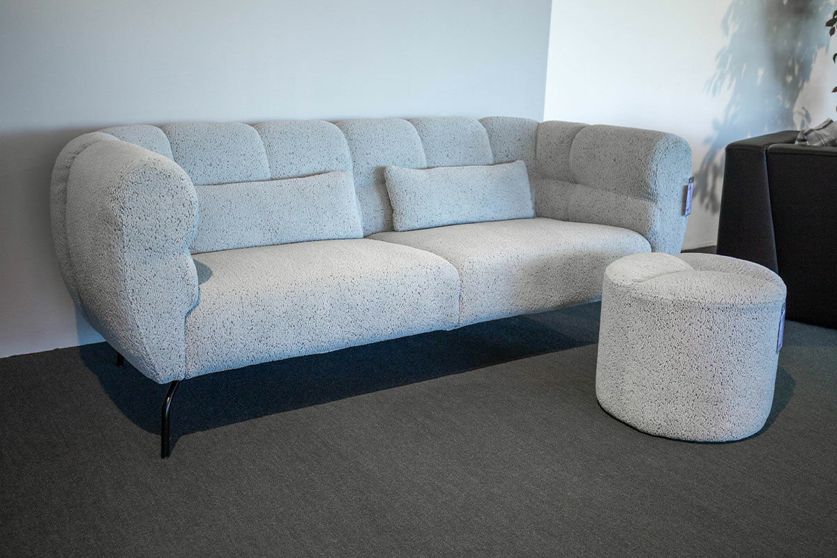 Brühl - Sofa Magnolia Stoff 6450-93 Blaugrau Gestell Metall Schwarz mit Hocker - 2