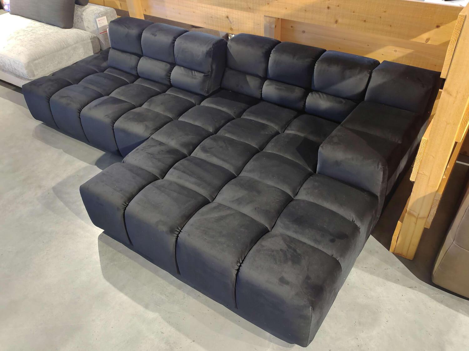 Designwerk - Ecksofa Temple Stoff G056 Jolie Black Füße Metall Schwarz Mit Sitztiefenverstellung - 2