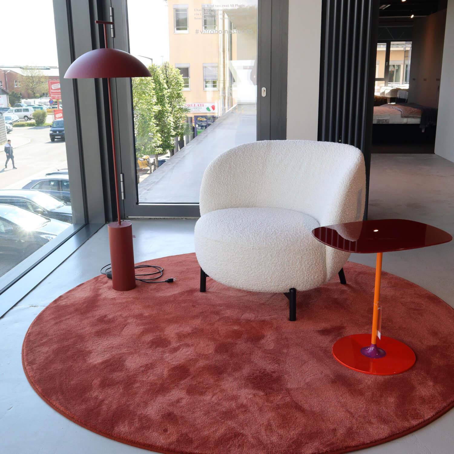 Kartell - Sessel Lunam Bezug Stoff Curly Weiß Inklusive Beistelltisch Thierry Bordeaux Rot Und Stehlampe Geen A Ziegelrot - 2