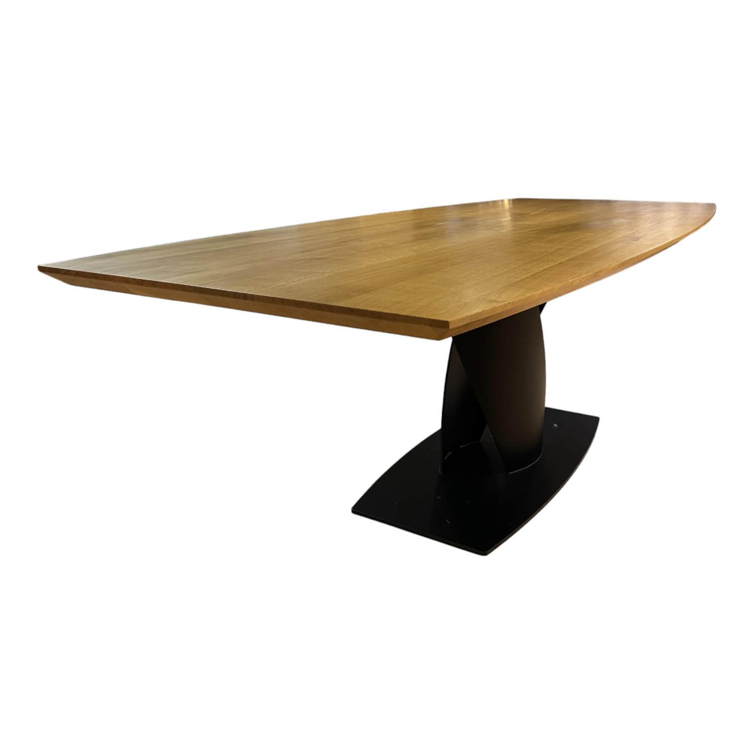 Esstisch Mono Tischplatte Eiche Massiv Natur Geölt Rustikal Zentralfuß Kernholz Bodenplatte Stahl Schwarz Strukturiert