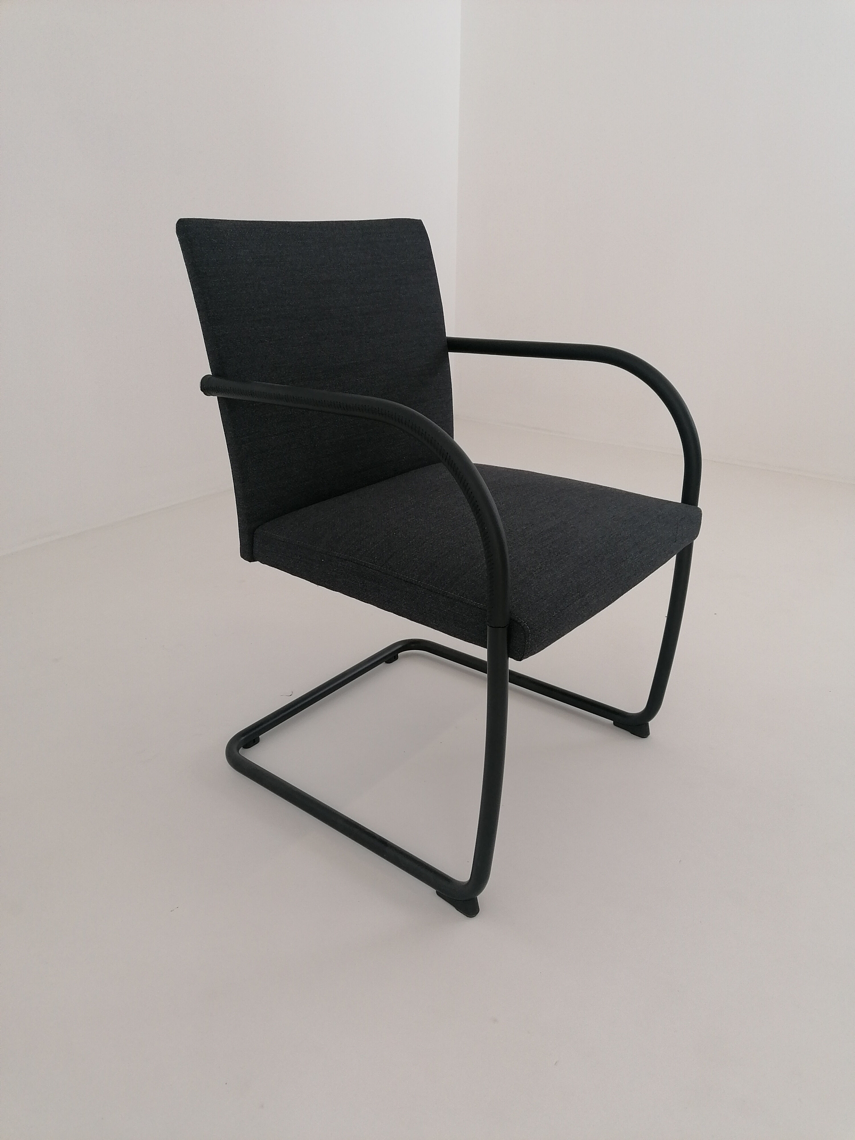 Walter Knoll - Freischwinger George Stoff Gabriel Crisp 4013 Schwarz Gestell Schwarz Pulverbeschichtet Mit Kunststoffgleitern - 5