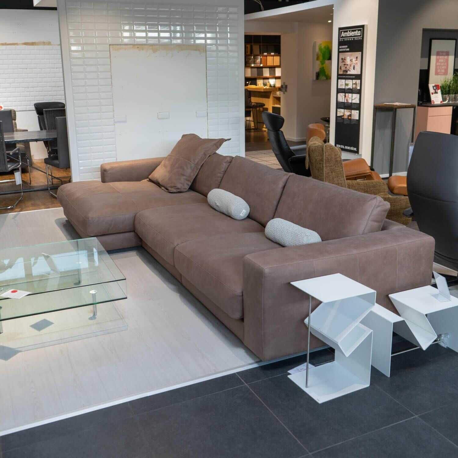 candy-ecksofa-ambienta-leder-braun-mit-gleitern-und-flatterkissen-196a952b17aa Candy - Ecksofa Ambienta Leder Braun Mit Gleitern Und Flatterkissen - 1