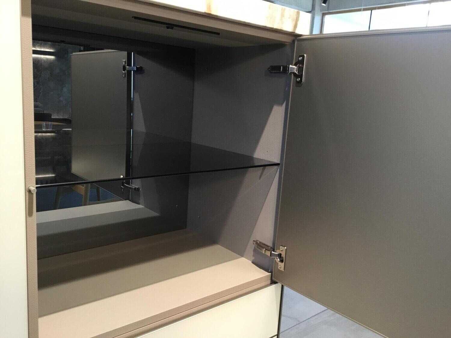 rimadesio-highboard-self-bold-metall-glas-calacatta-marmor-f56338a21c42lhvEPeqPvPIZ8 Rimadesio - Highboard Self Bold Metall Glas Calacatta Marmor - 6