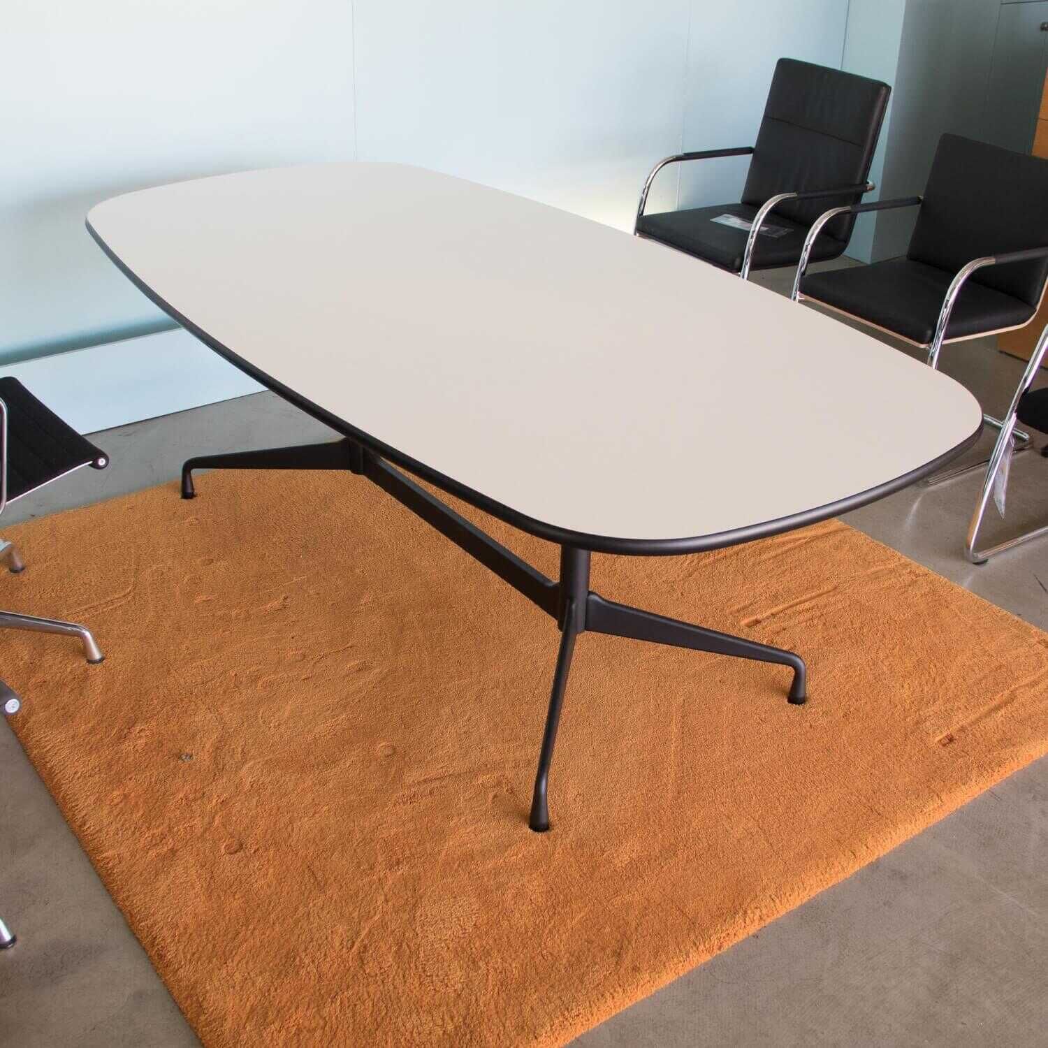 Tisch Eames Table Bootsform Gestell Schwarz Platte HPL Weiß