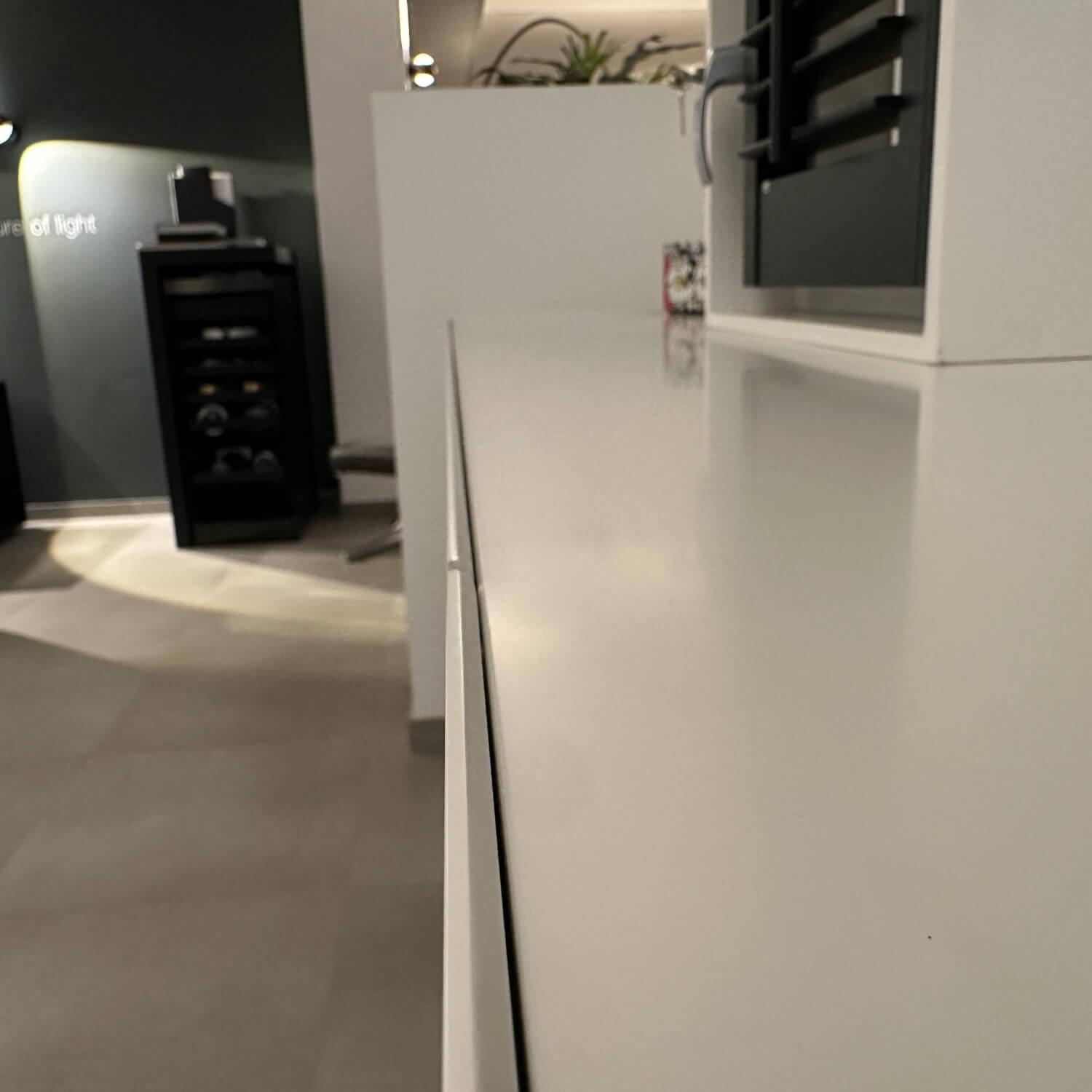 Interlübke - Sideboard Just Cube Bold Front Lack Weiß Korpus Lack Anthrazit - 2