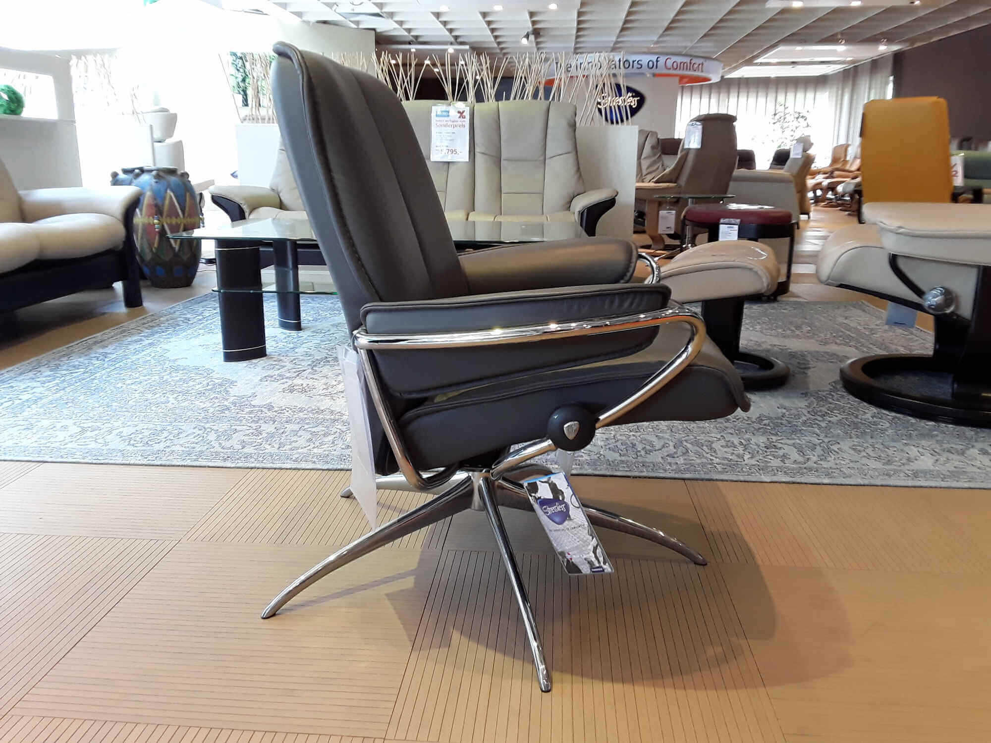 Stressless - Sessel City Low Back Leder Grau Star Base mit Hocker - 6