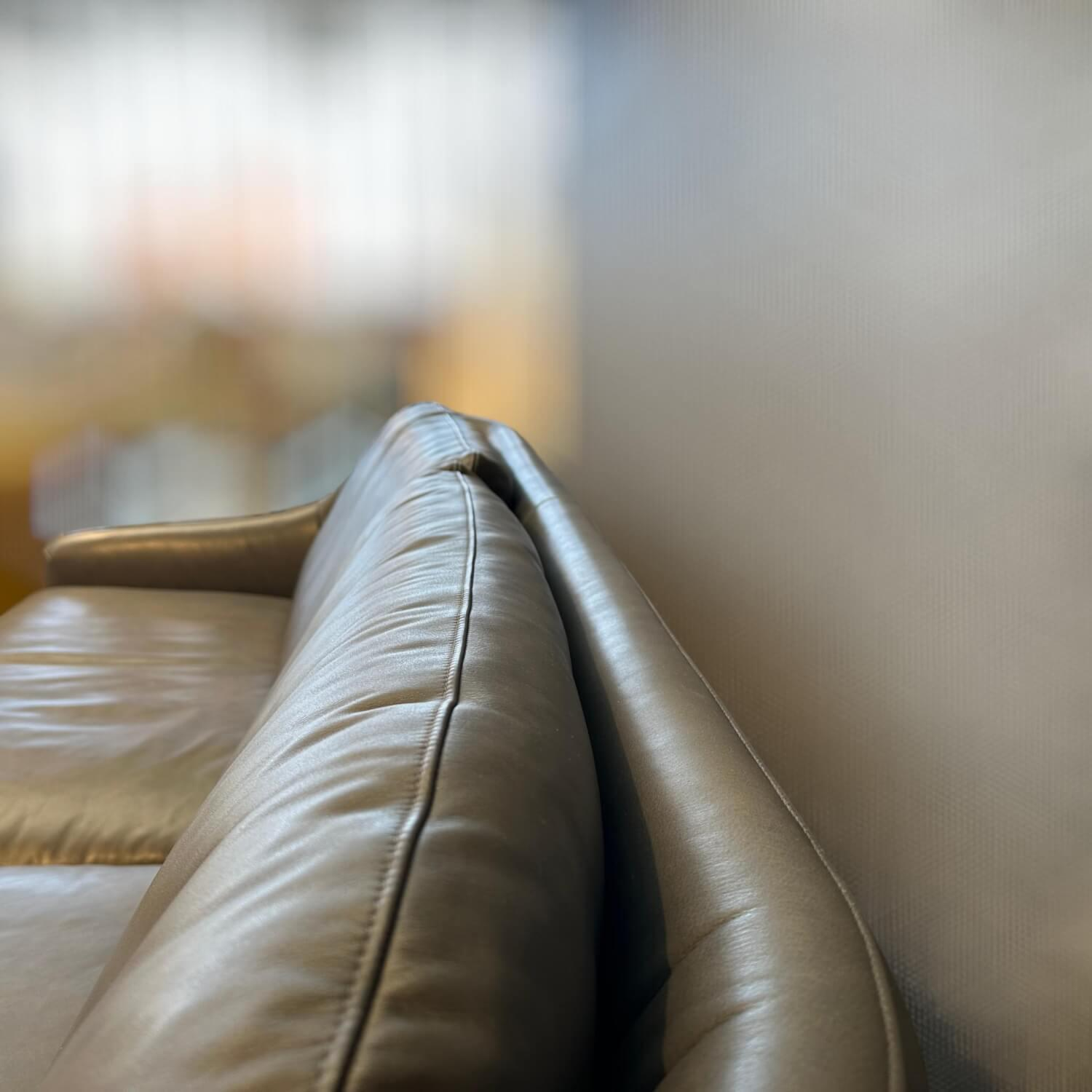 IP Design - Sofa Flow Lounge Leder Space Schiefer Gestell Metall Schwarz Matt - 3