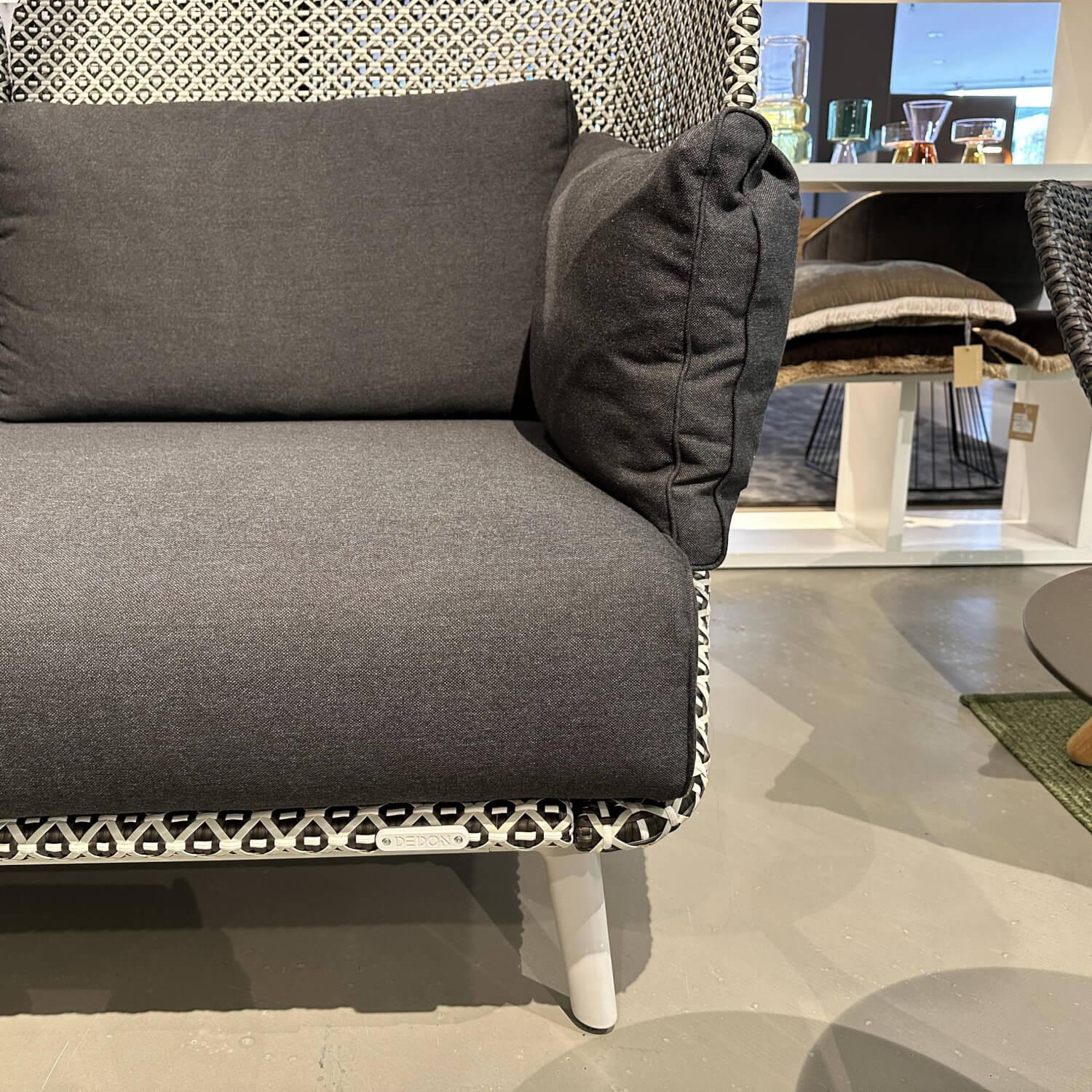 DEDON - Outdoor Sofa Mbarq Dedon Geflecht Pepper Schwarz Weiß Gestell Aluminium Lipari Weiß Mit Kissensatz - 2