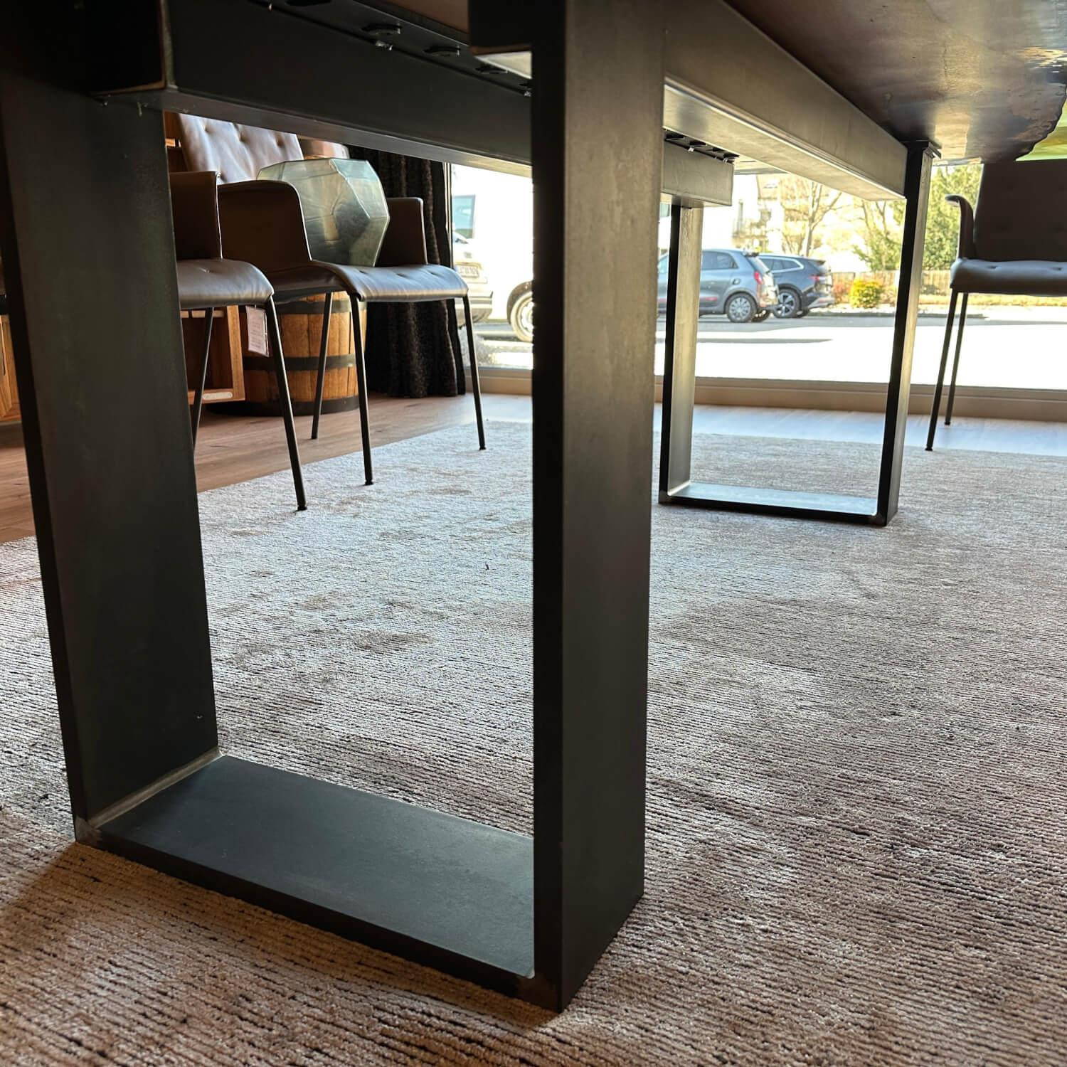 Riva1920 - Esstisch Kauri Newton Platte Holz Kauri Mit Kunstharz Ausgegossen Gestell Eisen Irondust Lackiert - 8