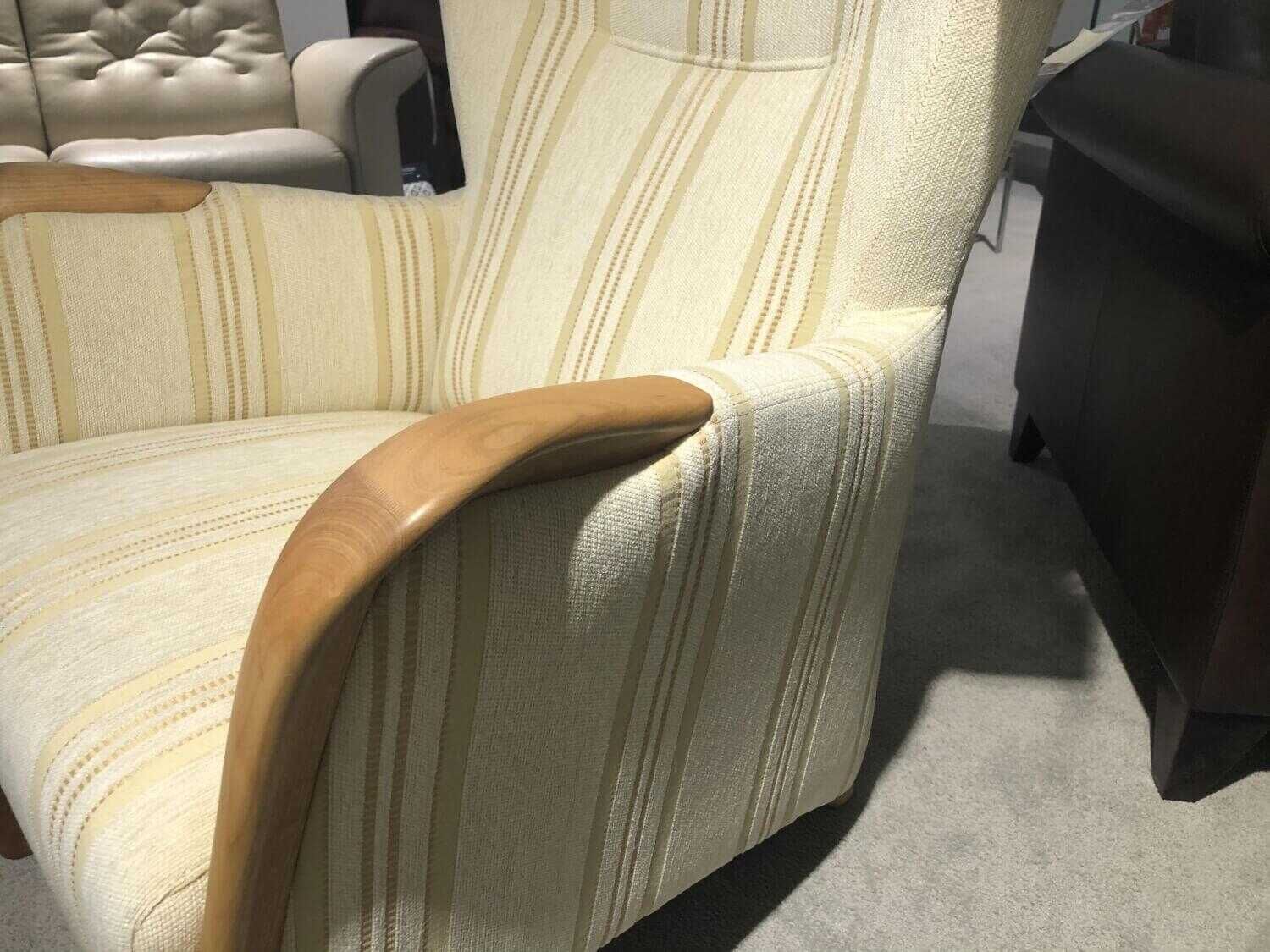 Wagner Living - Hochlehnsessel Palomino Stoff Classic Streifen Beige Gelb mit Hocker - 4