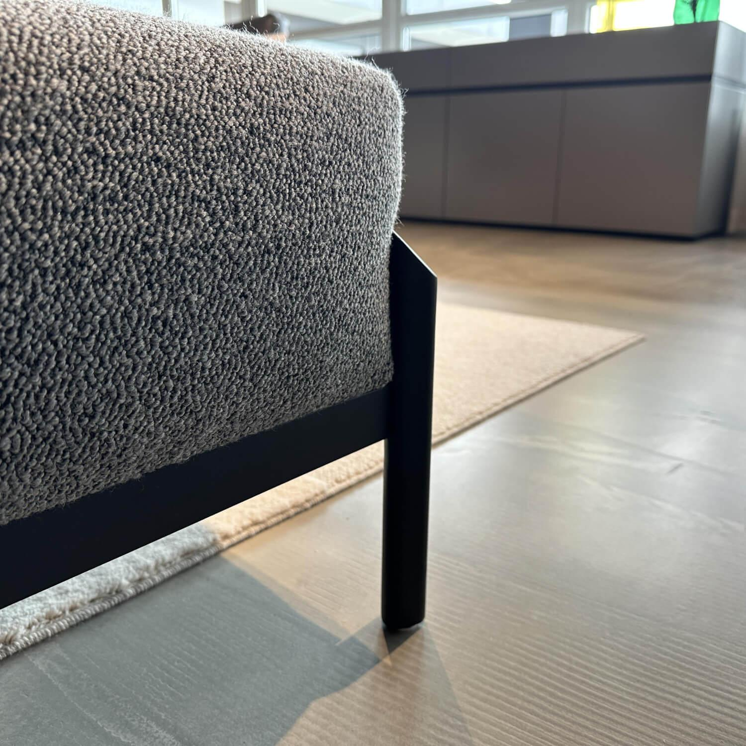 Leolux - Ecksofa Enna Stoff Mondo 007 Piombo Grau Gestell Epoxy Granite Anthrazit Matt Inklusive Kopfstütze - 5