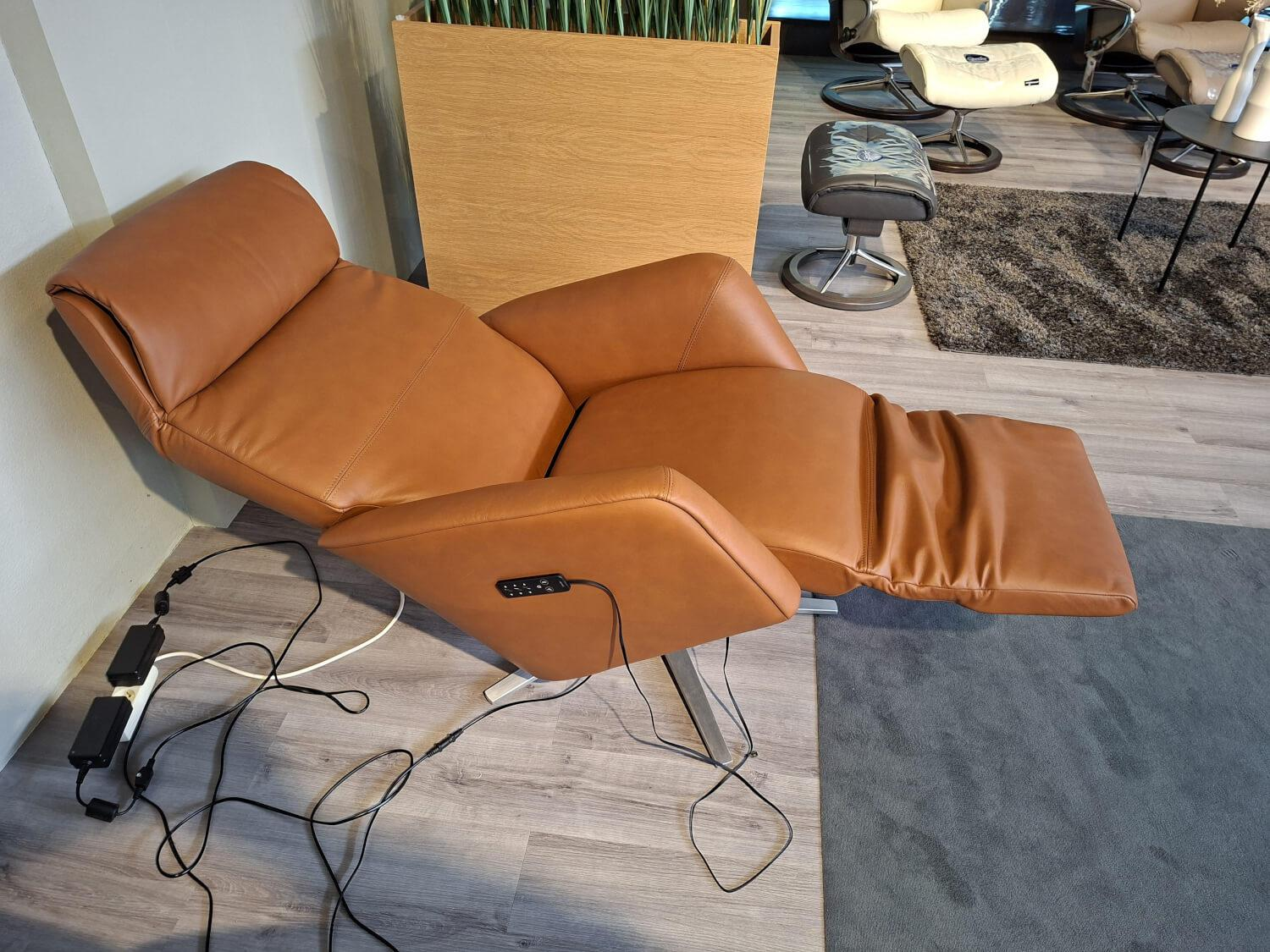 Stressless - Sessel Scott Sirius Leder Paloma 40 New Cognac Braun Gestell Brushed Alu Motorisch - 3