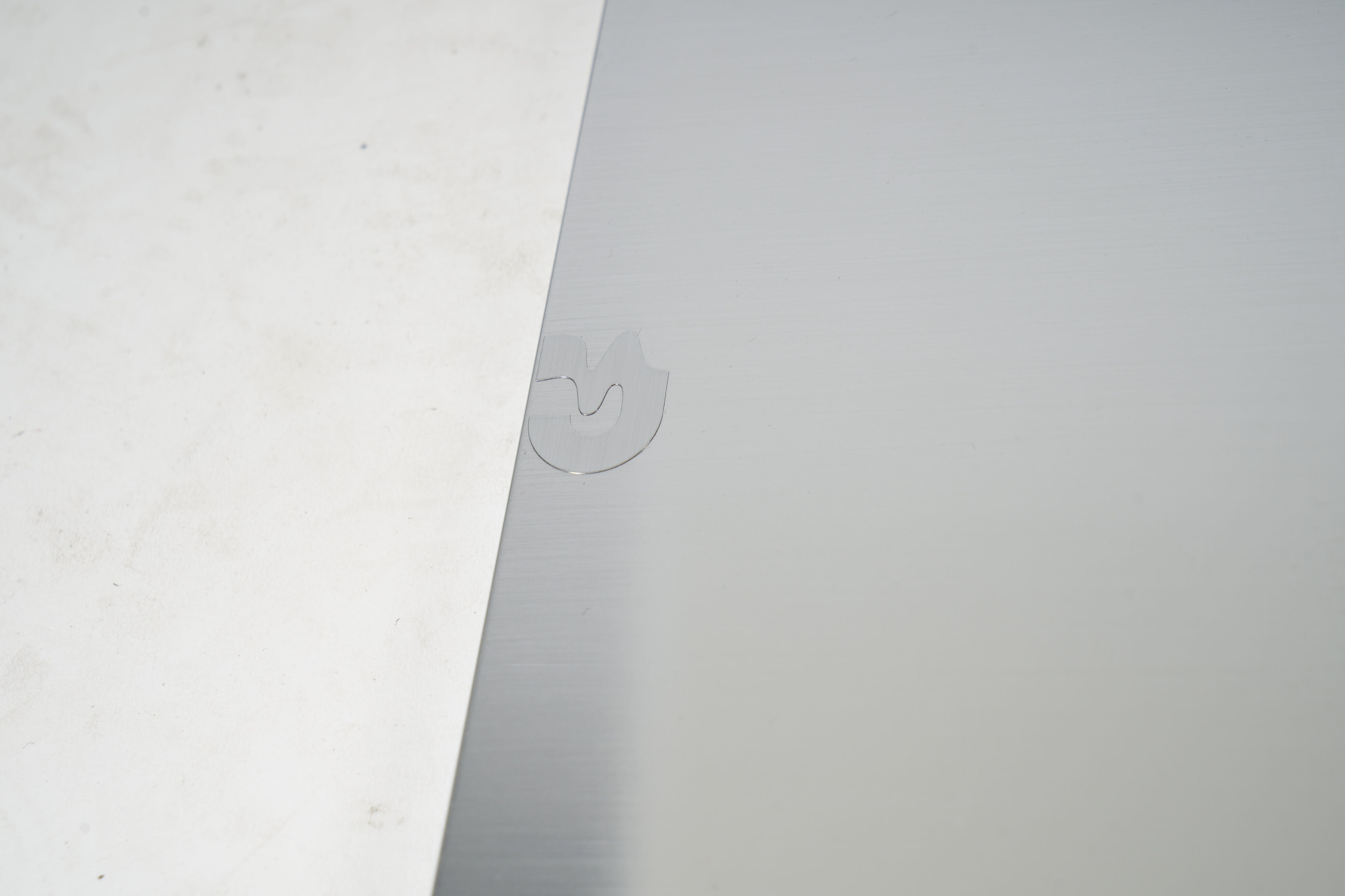 Draenert - Esstisch 1010 Lift IV Satiniertes Weissglas Bodenplatte Matt-Chrom - 4