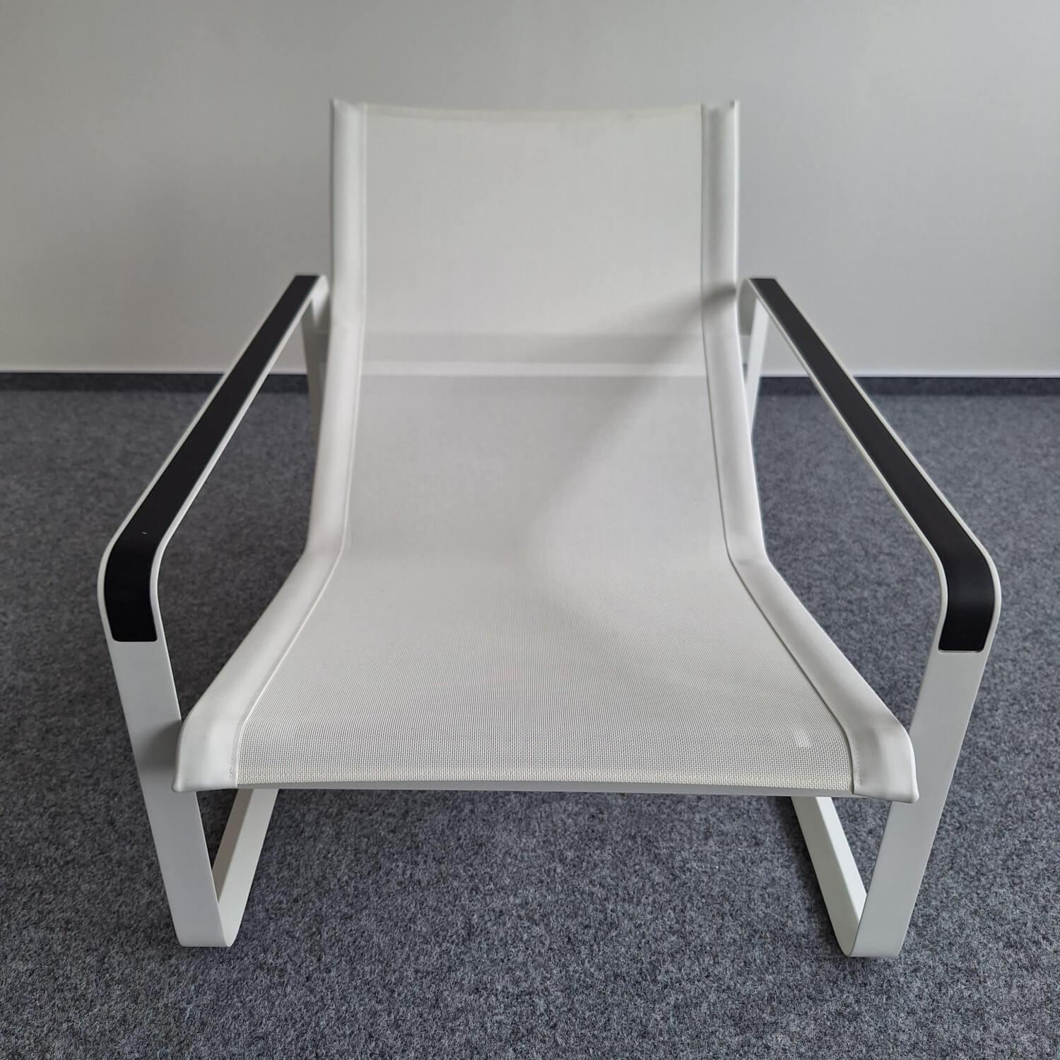 6er-Set Stuhl Neutra Easy Sitzfläche White Weiß Gestell Aluminium Lackiert Weiß