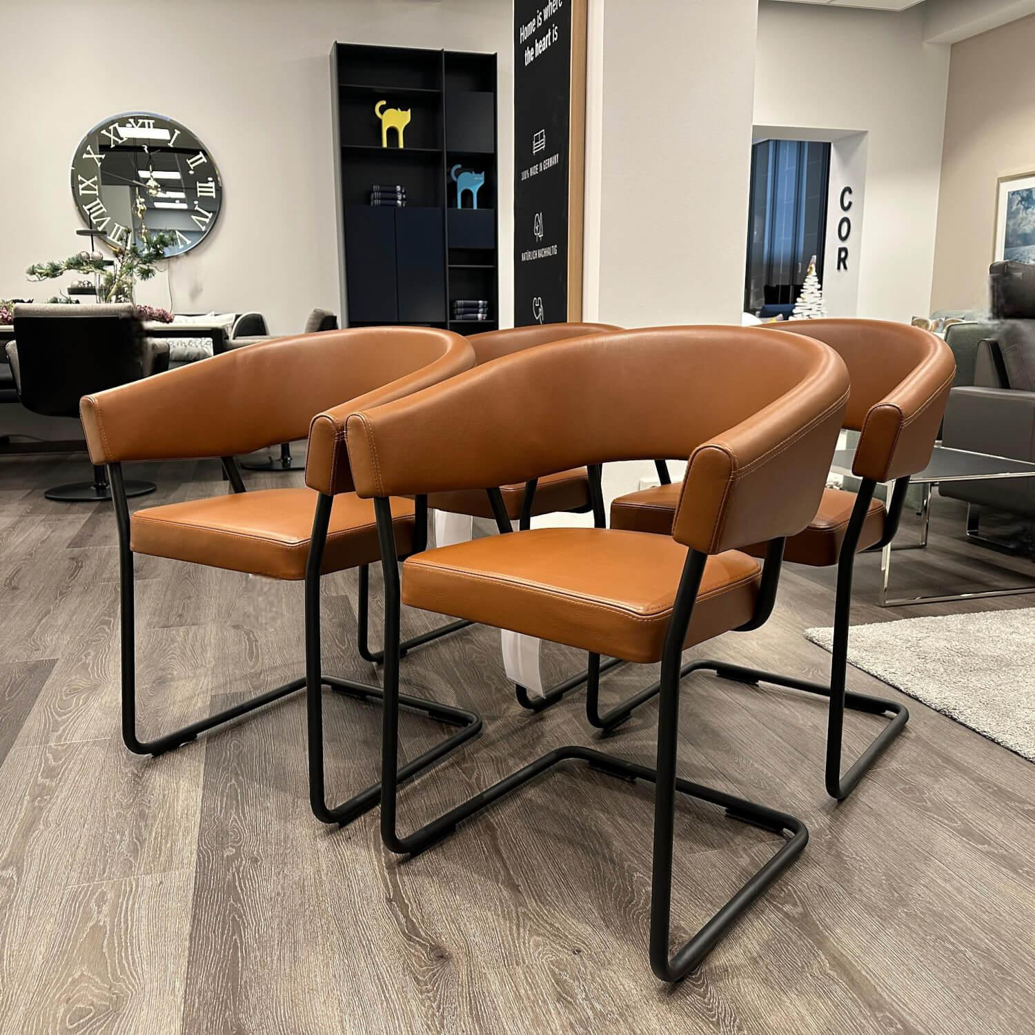 Tecta - 4er-Set Armlehnstuhl D9 Leder III Cinnamon Braun Gestell Stahlrohr Schwarz Pulverbeschichtet - 6