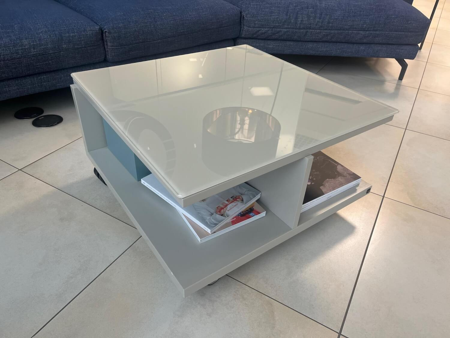 Hülsta - Wohnwand Now Vision C18 Lack Seidengrau Hochglanz Akzent Kernnussbaum Inklusive Couchtisch - 10